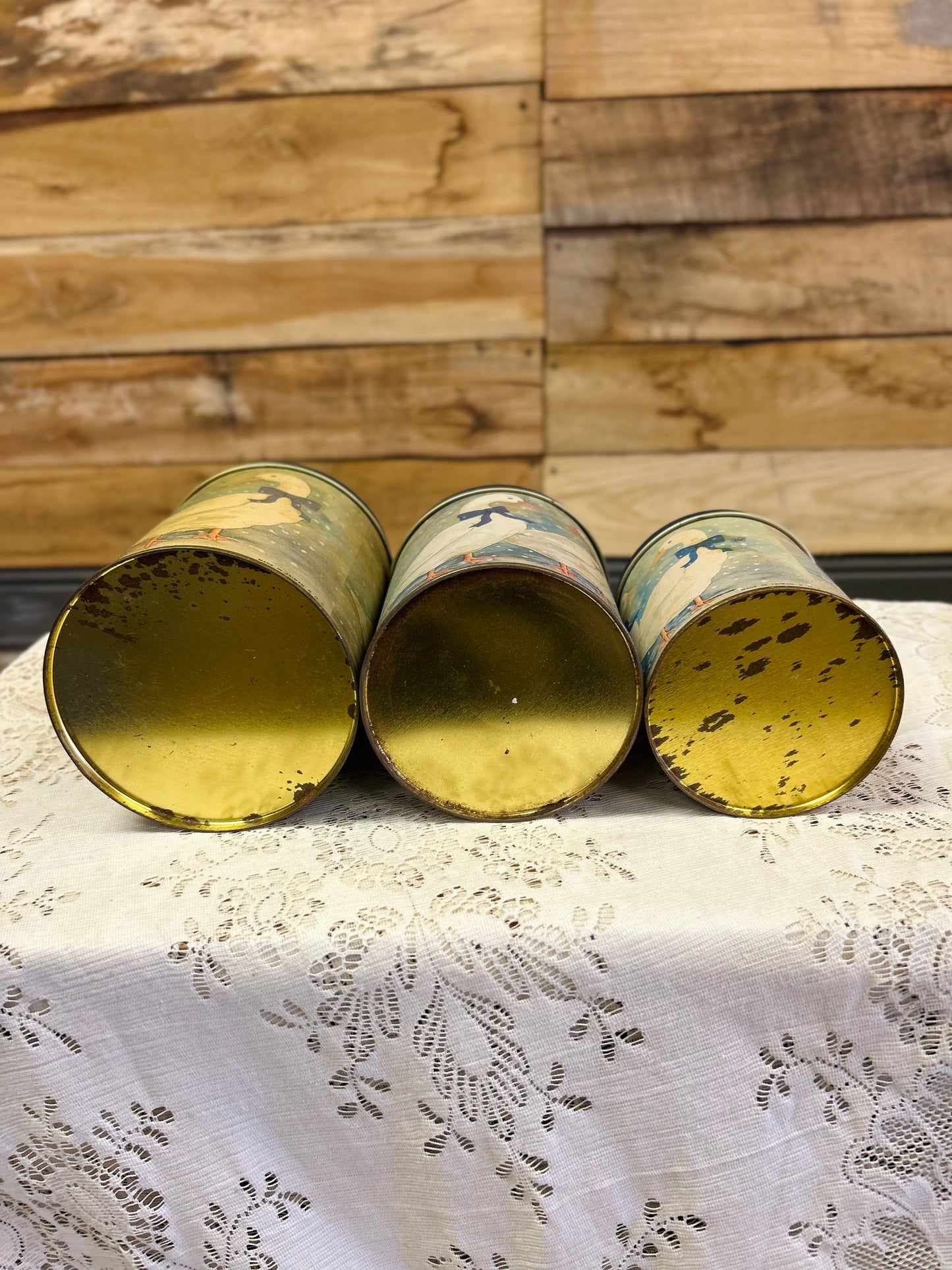 Vintage Nesting Tin Canisters With White Geese With Blue Bow Design