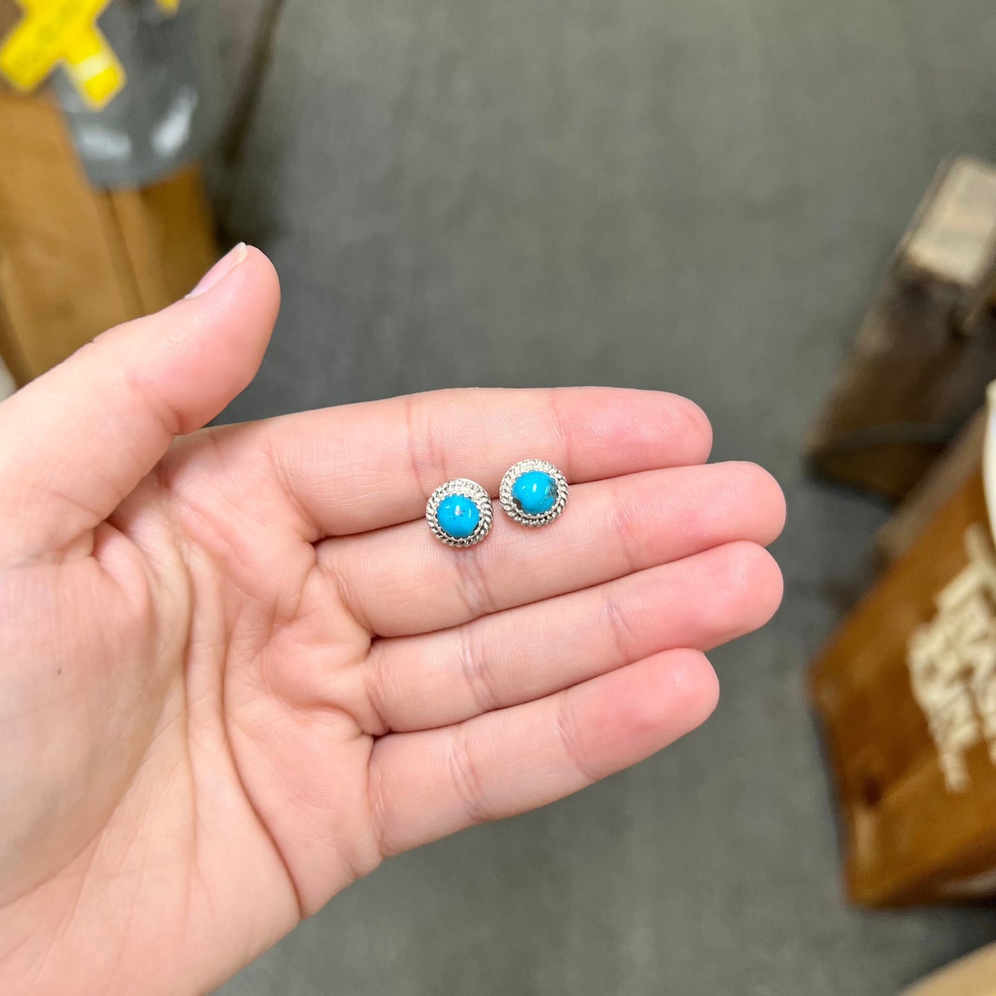 Authentic Round Turquoise, Spiny Oyster, Lapis Studs