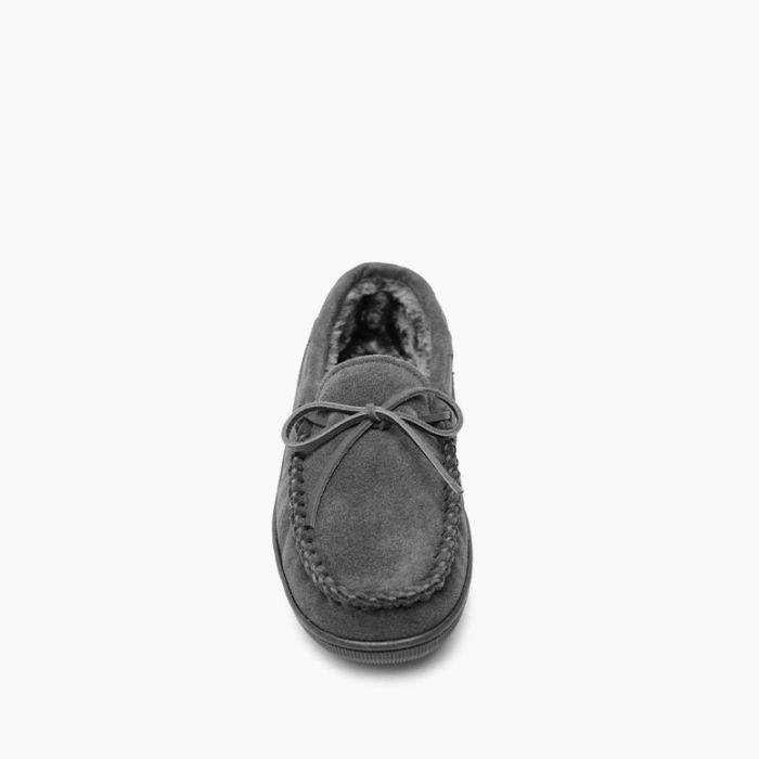 Minnetonka Men's Pile Lined Hardsole Shoe