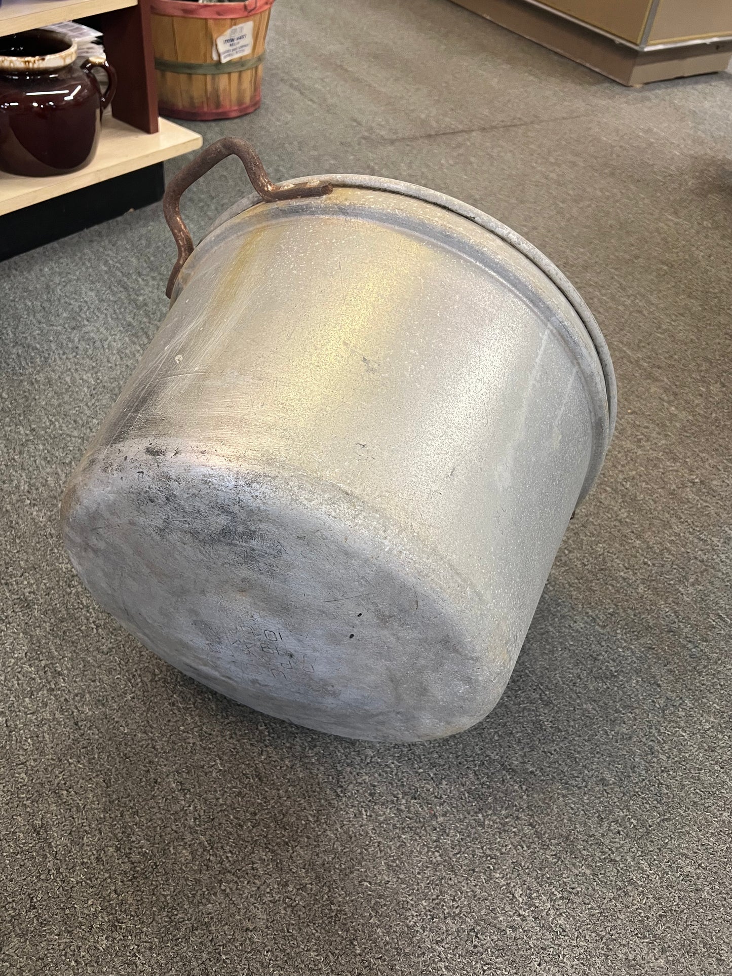 U.S. Military LEYSE 1968 Aluminum Pot with Lid