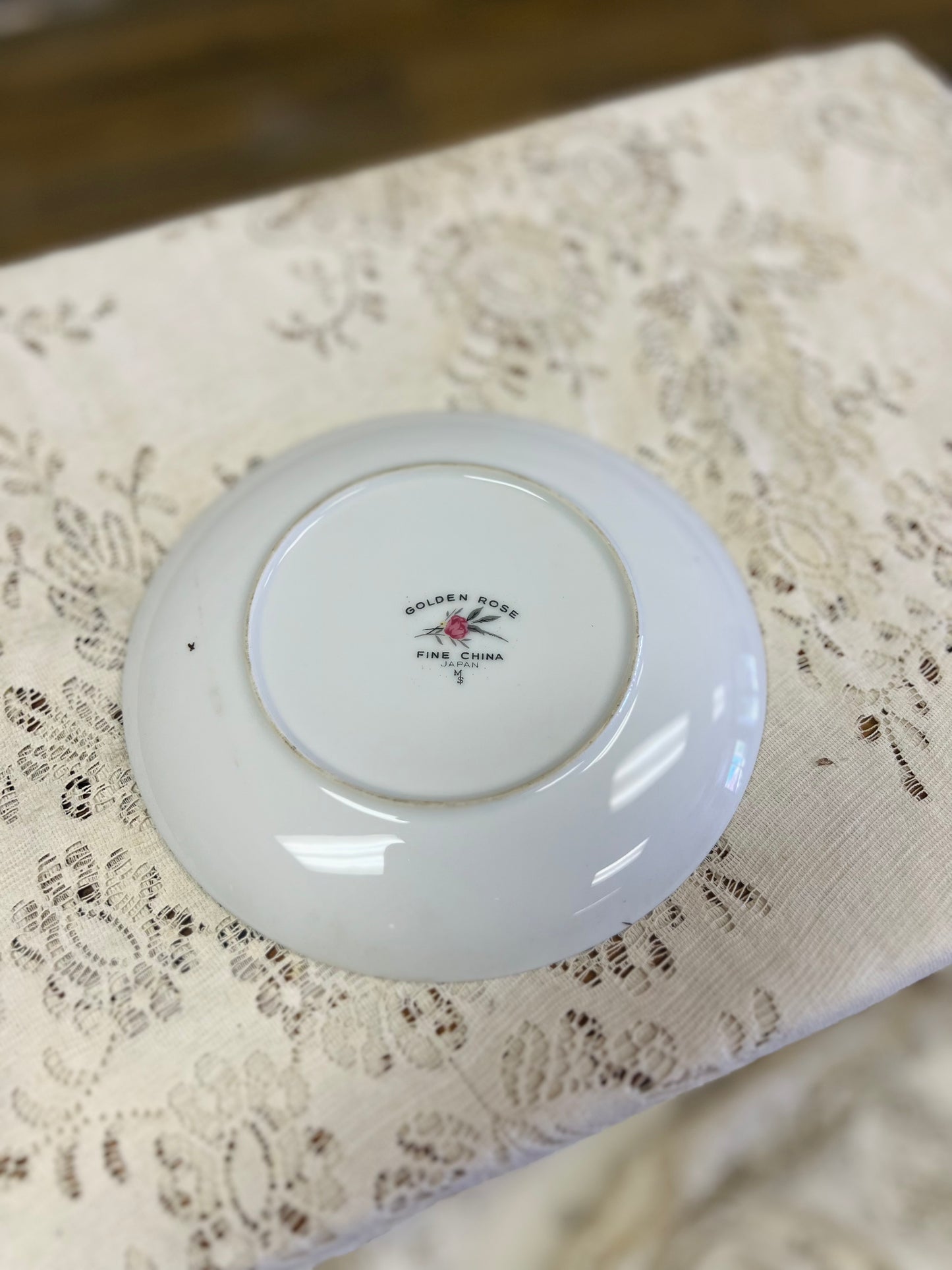 Vintage Golden Rose Plate with Pink Floral Detailing
