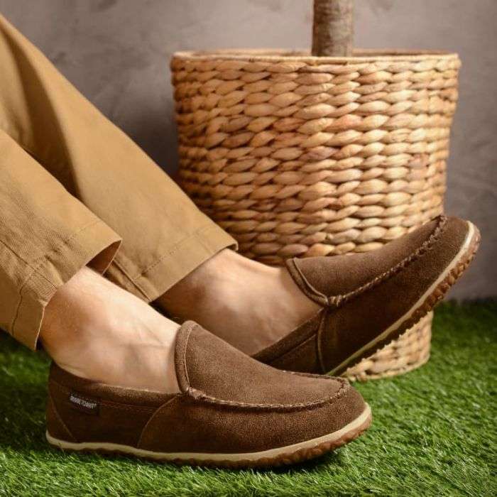 Minnetonka Men's Autumn Brown Tilden Slipper