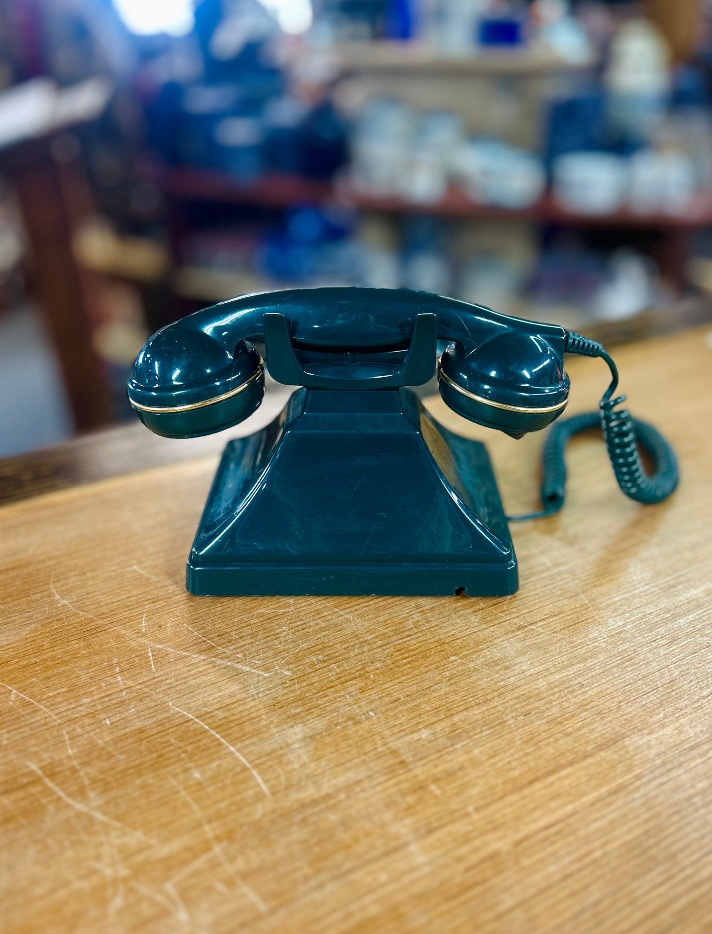 Old Rotary Push Button Telephone Super Deluxe