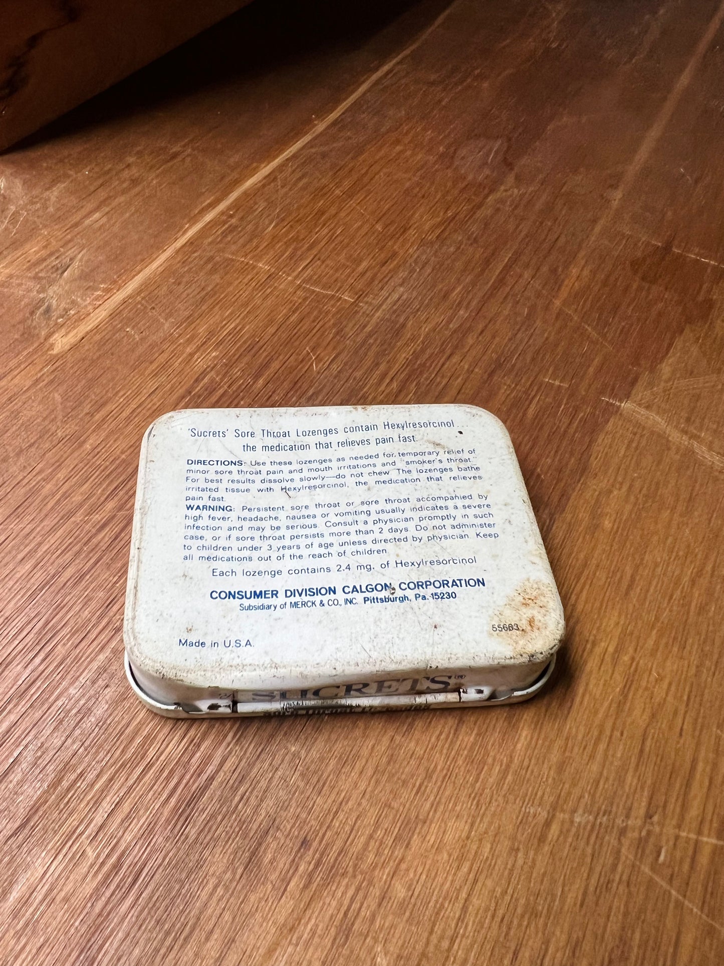 Sucrets Sore Throat Lozenges Metal Tin (Blue)