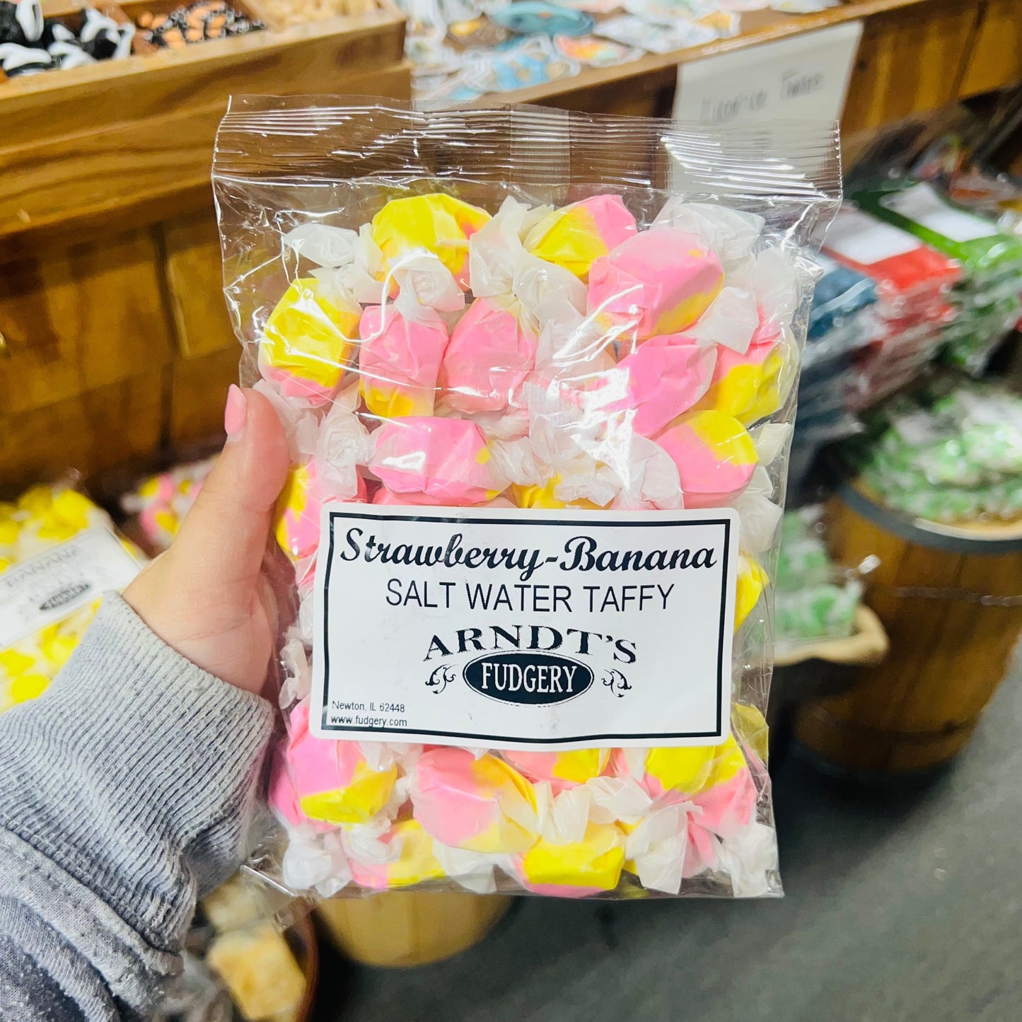 Arndt's Fudgery Strawberry Banana Salt Water Taffy