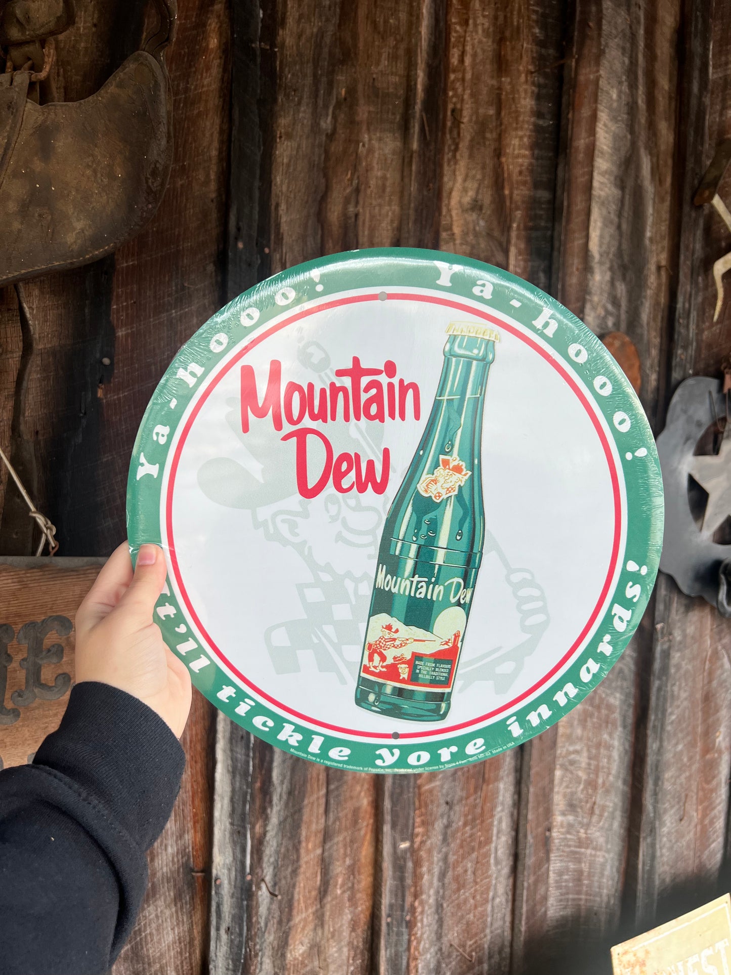 Mountain Dew Bottle Round Sign 12"