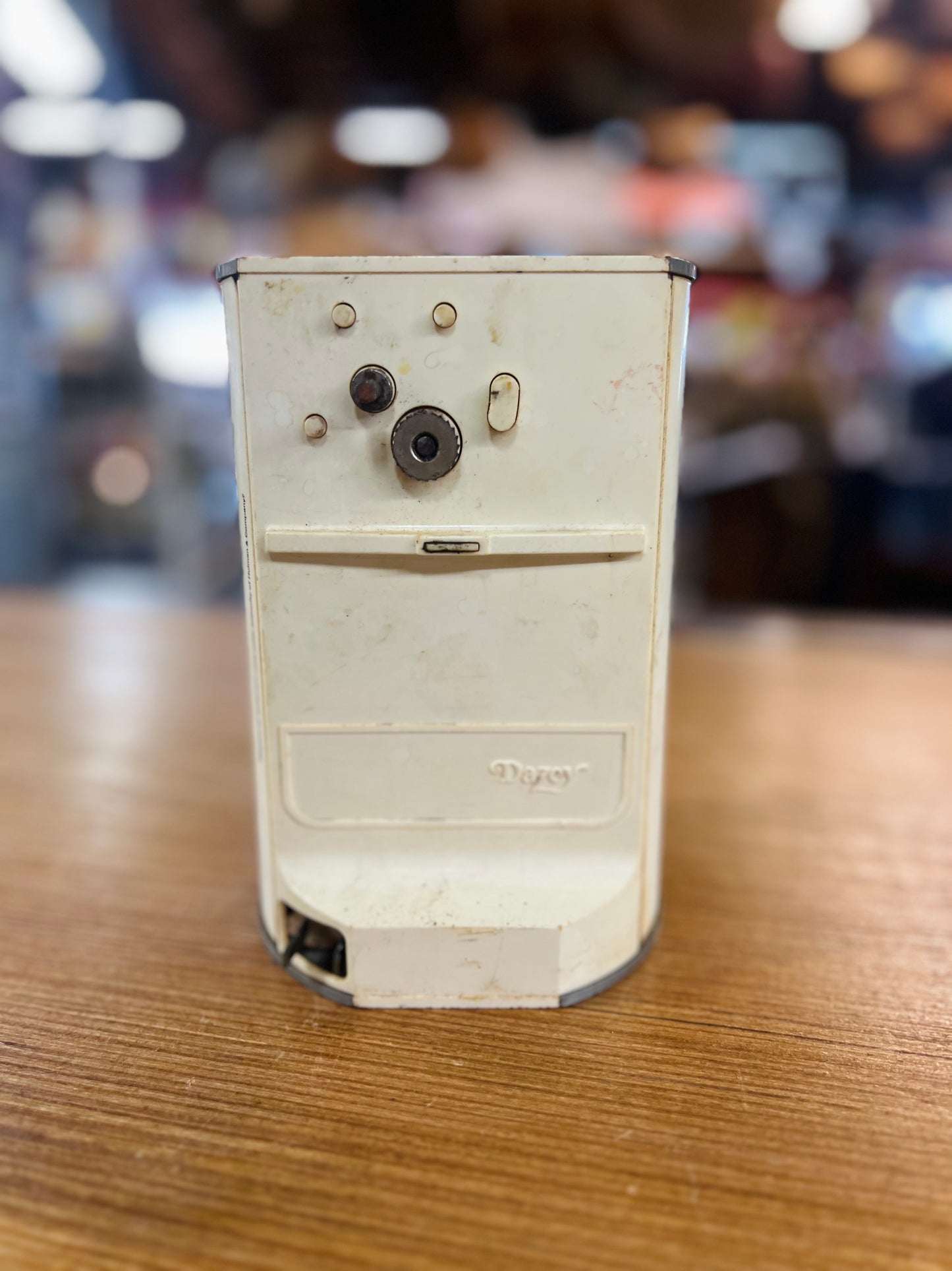 Vintage Dazey Clabber Girl Can Opener