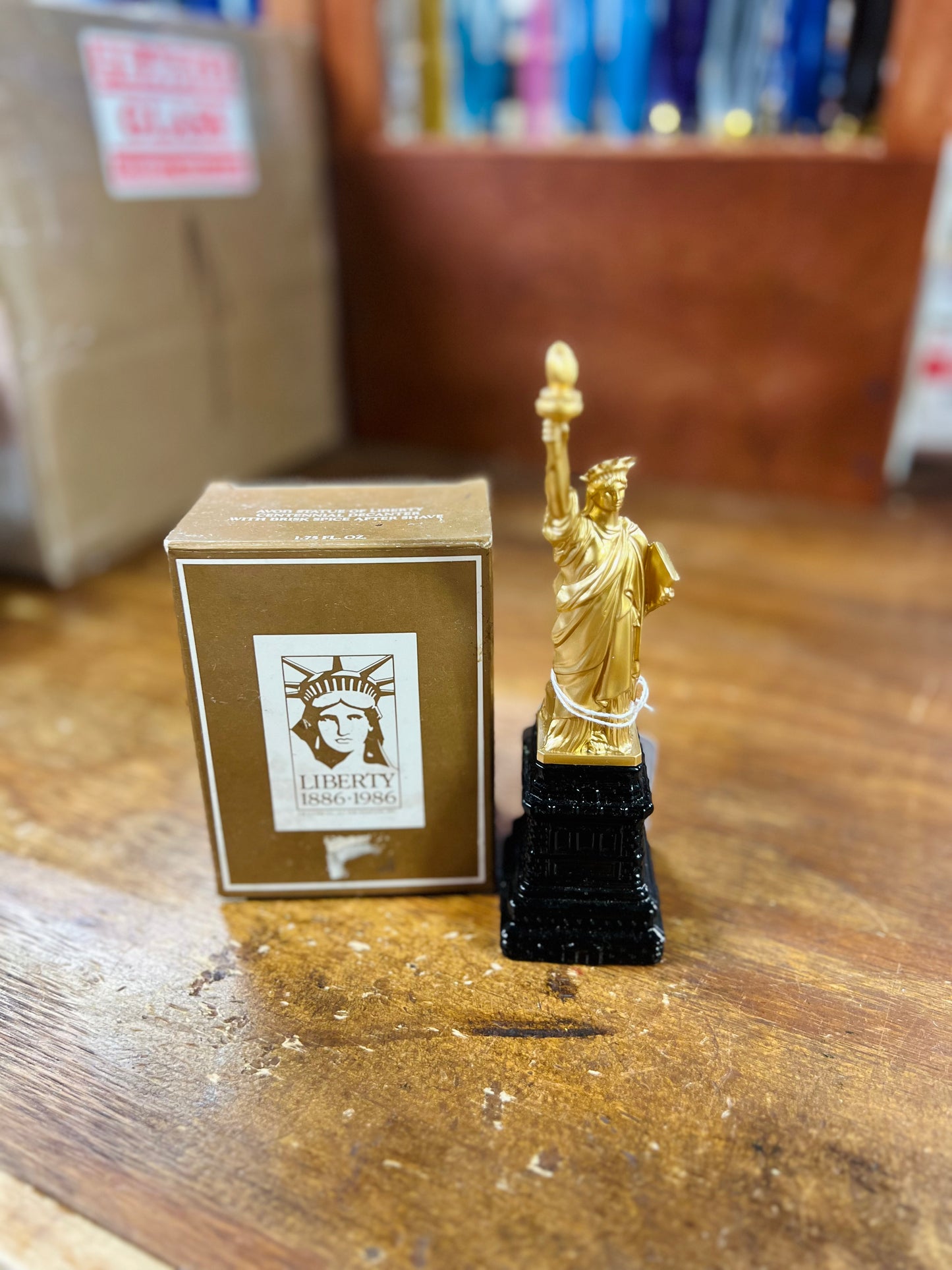 Vintage Avon Statue of Liberty - with box!