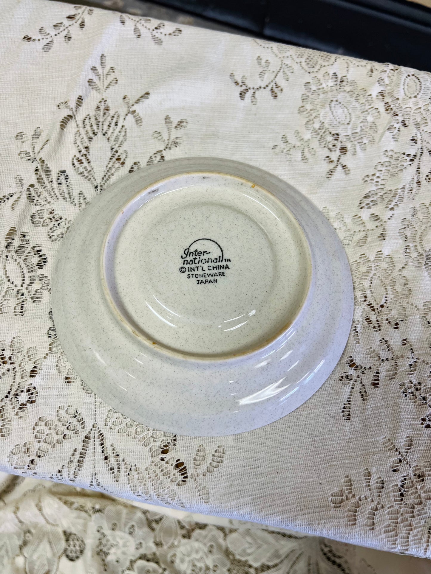 Vintage International Marmalade Geese Saucer Plates - Set of 6