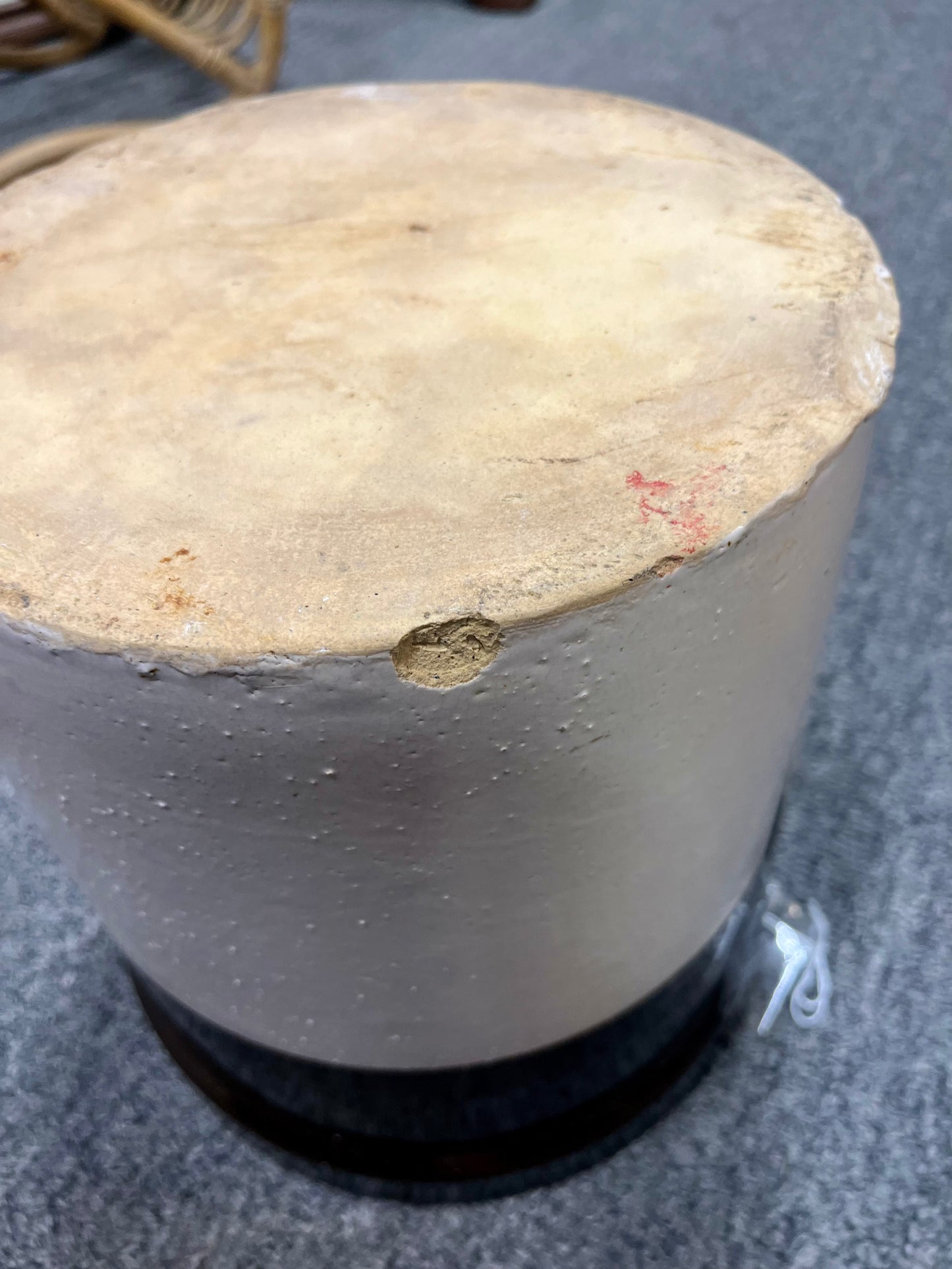 Brown/Beige Crock