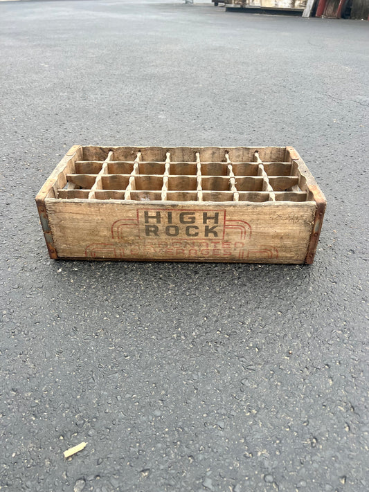 RARE Vintage Sun Spot Bottled Sunshine/ High Rock 28 Bottle Case