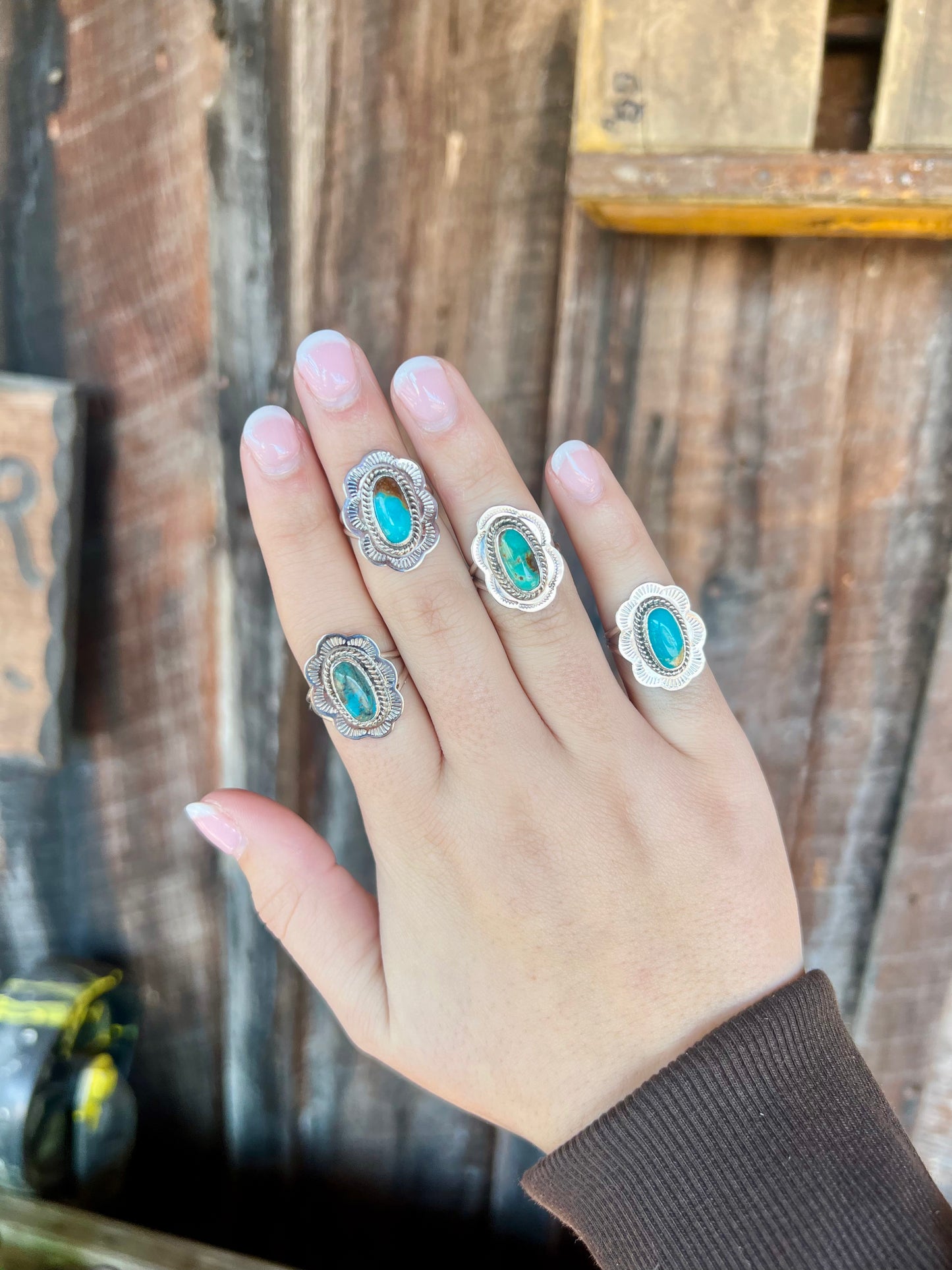 Genuine Kingman Turquoise Scallop Sterling Silver Ring