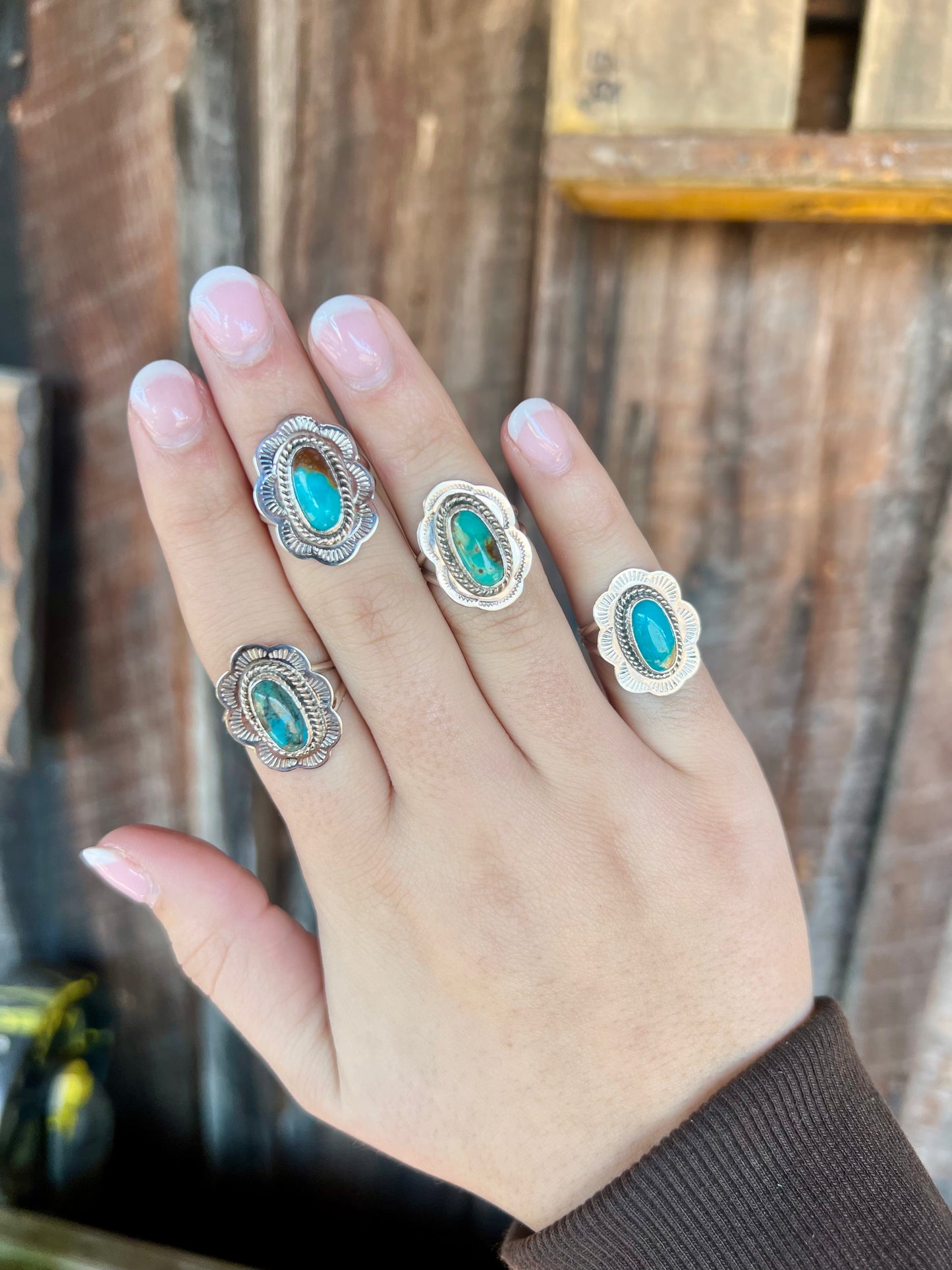 Genuine Kingman Turquoise Scallop Sterling Silver Ring