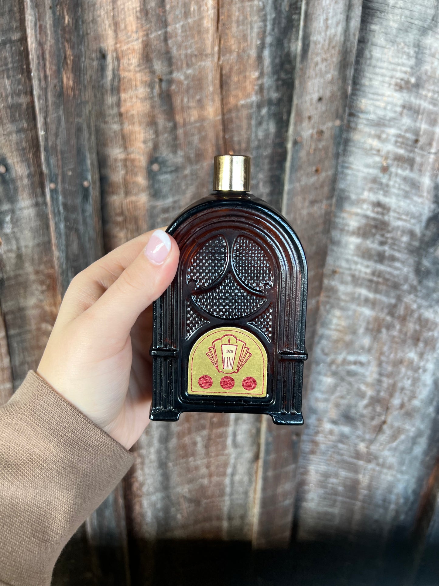 Vintage Avon Radio