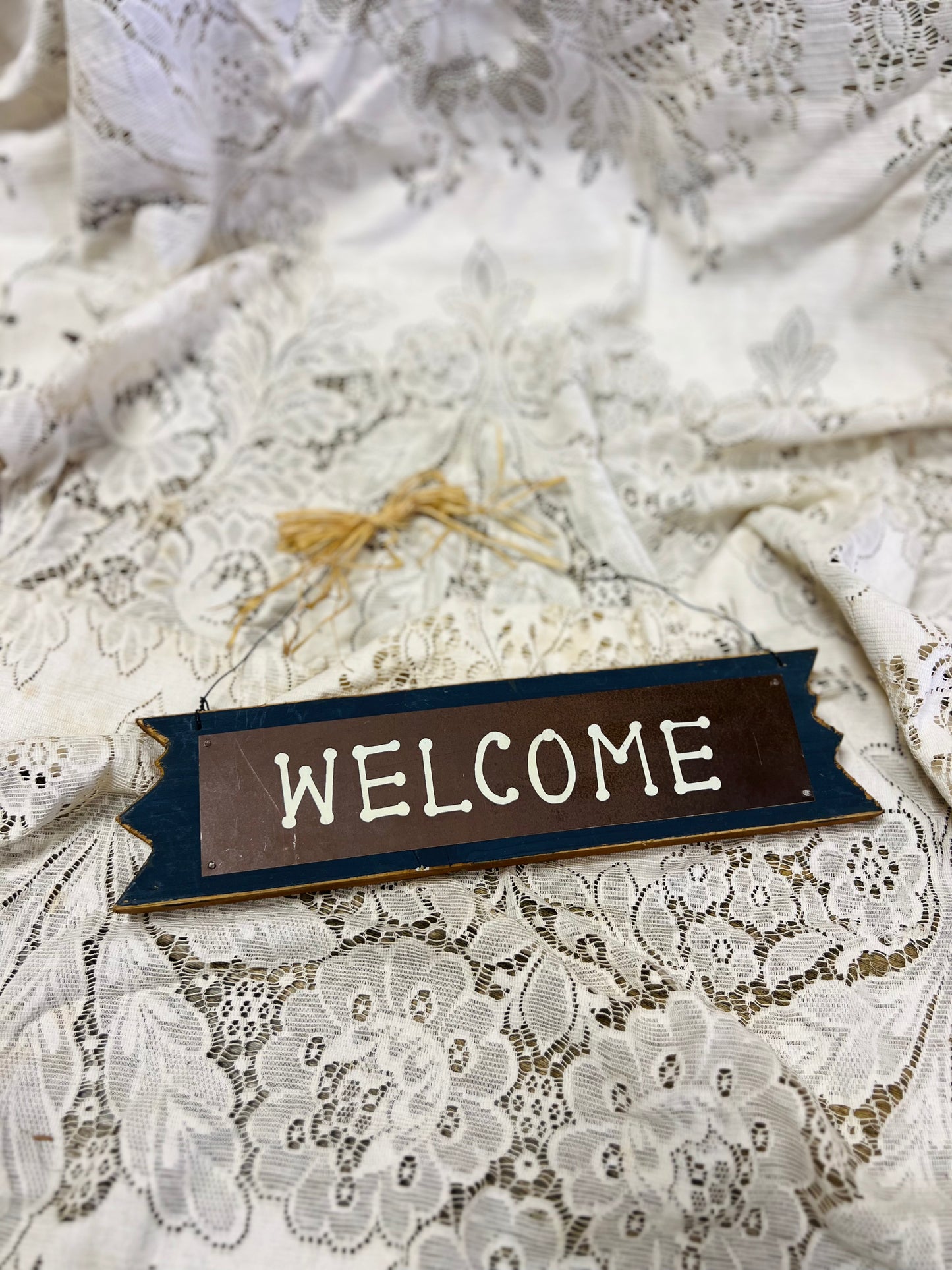 Vintage Wood Blue Welcome Sign - With Wire Hanger