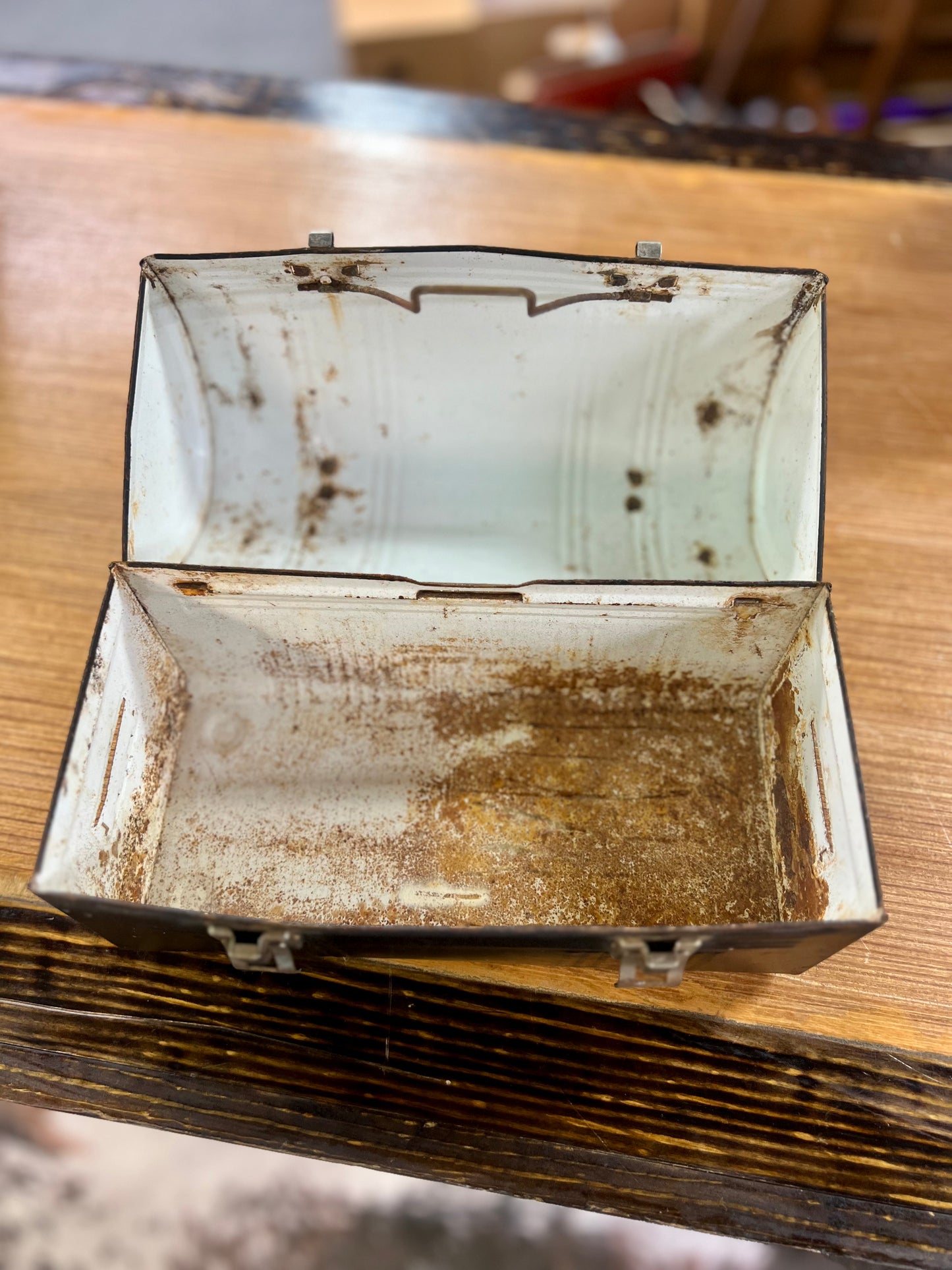 Vintage Aladdin Industries Metal Lunch Box Black