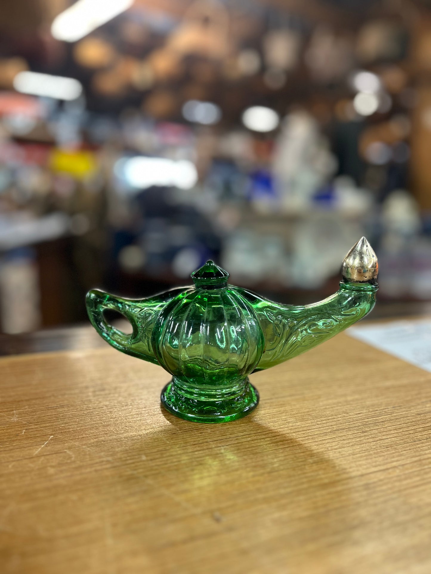 Vintage 1970s Avon Aladdin's Lamp Decanter