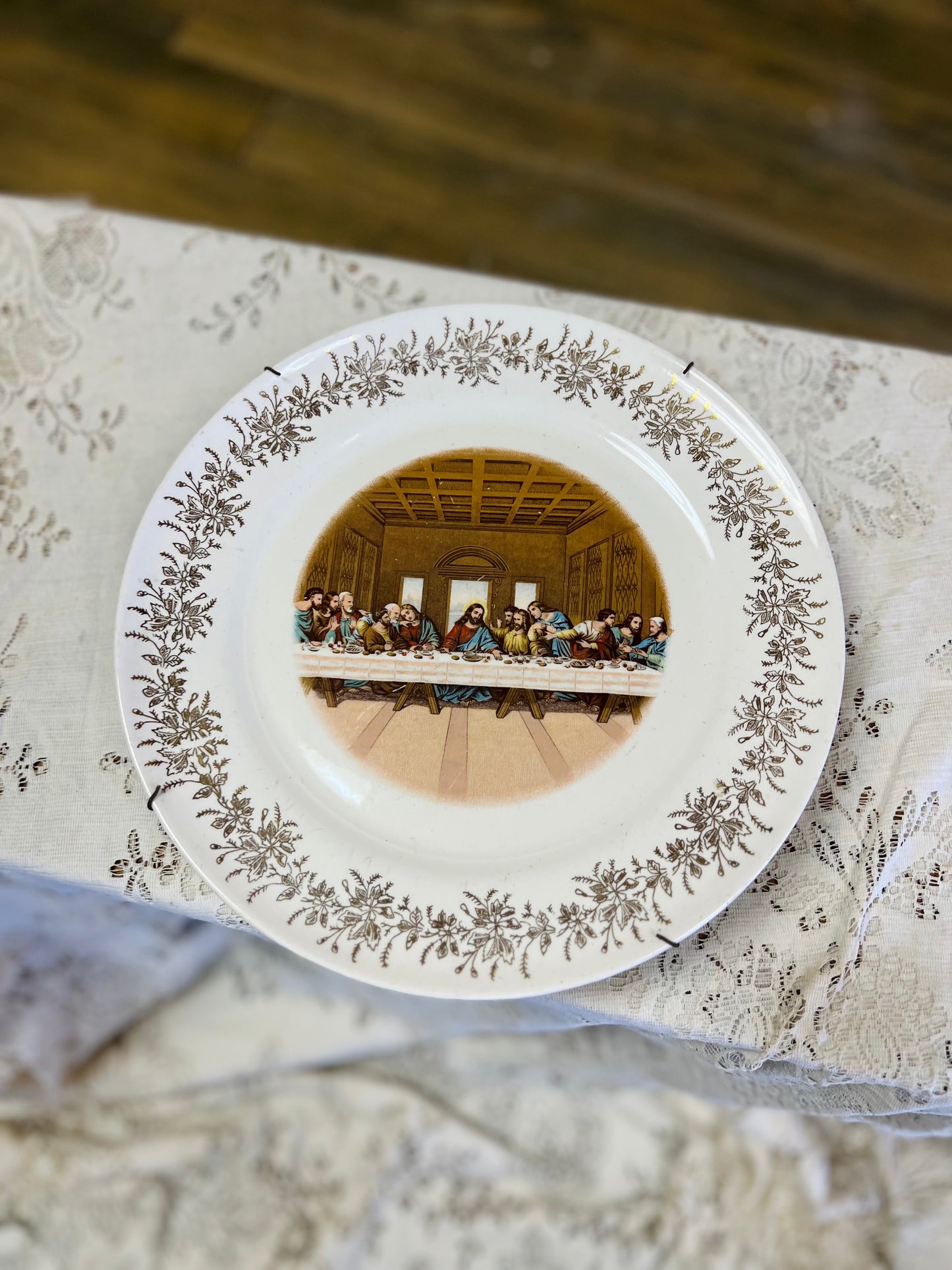 Vintage The Last Supper Collector Plate with Wall Hanger