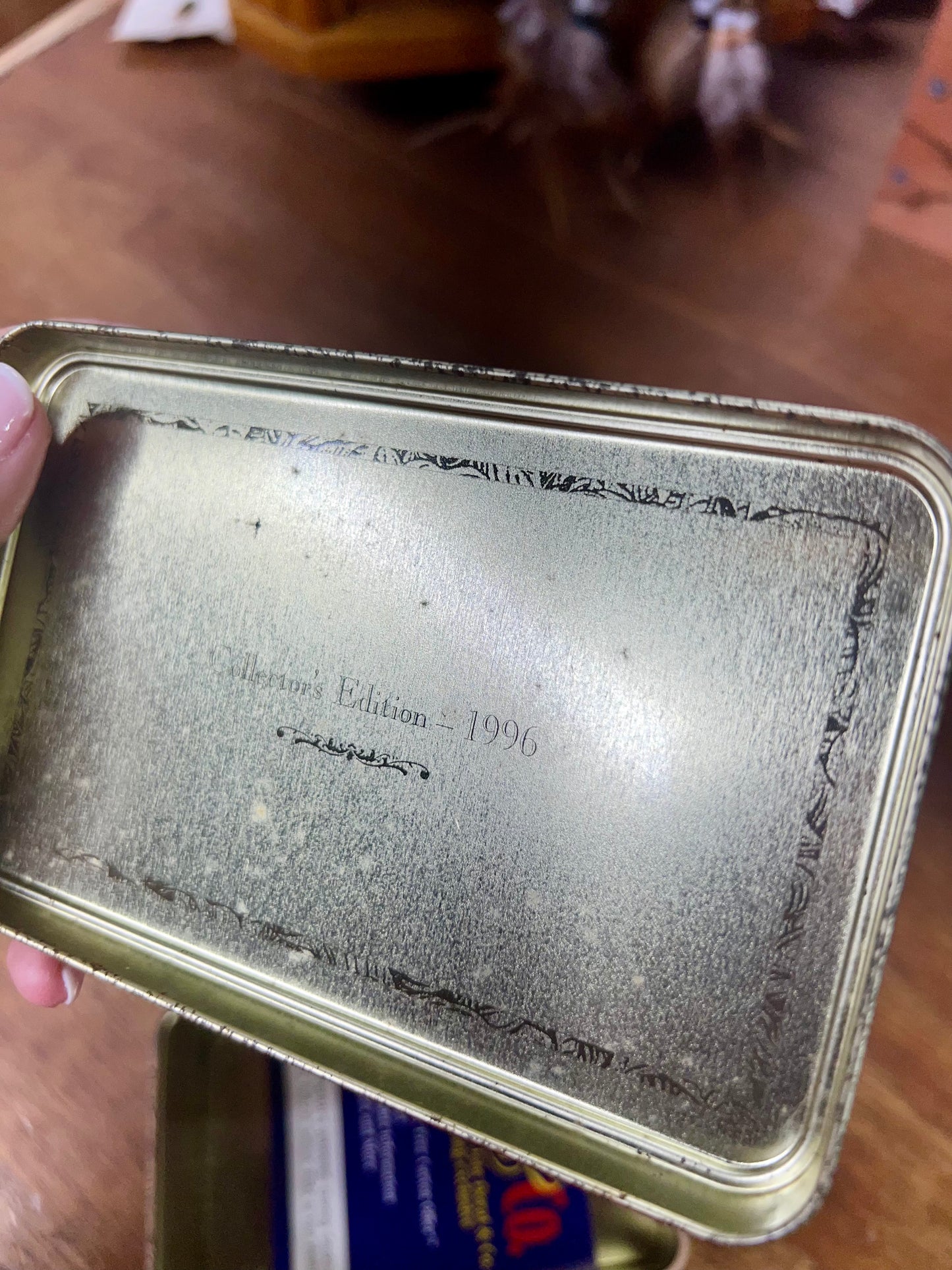 Vintage Doral 1996 Collectors Edition Metal Tin with Unopened Matches