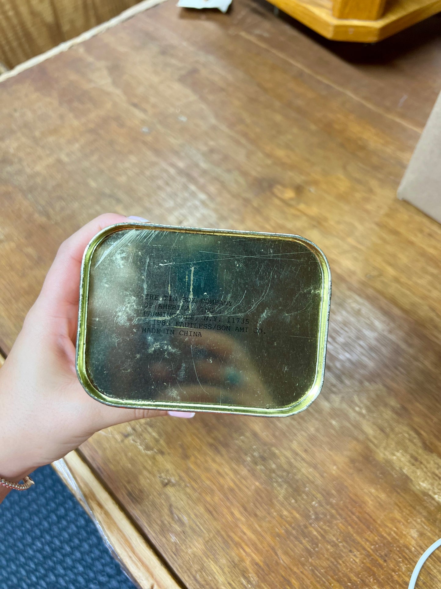 Bon Ami Decorative Tin