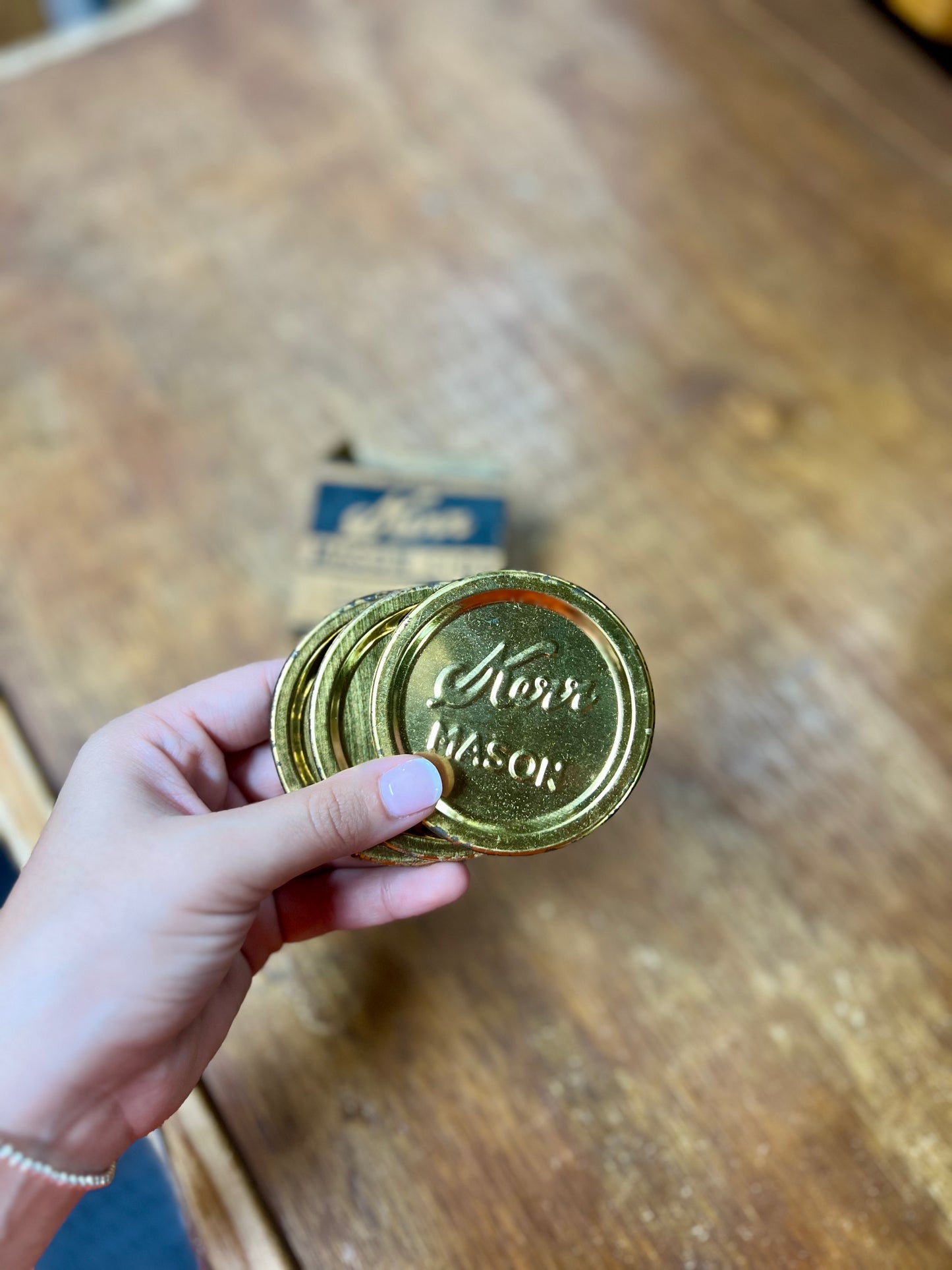 Vintage Kerr Mason Lids Box with 4 lids in box