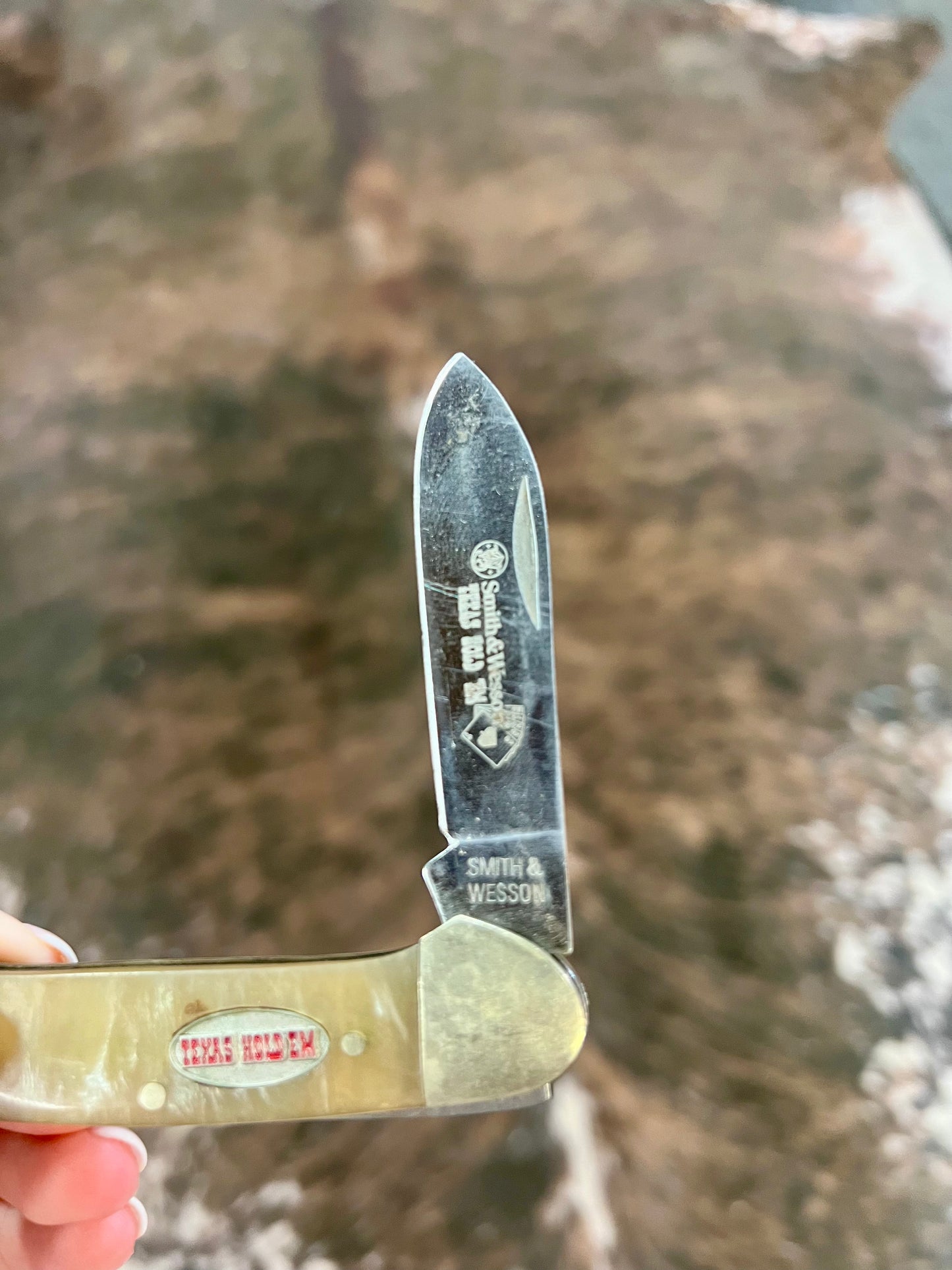 Smith and Wesson Texas Hold 'em Pocket knife 2 blade