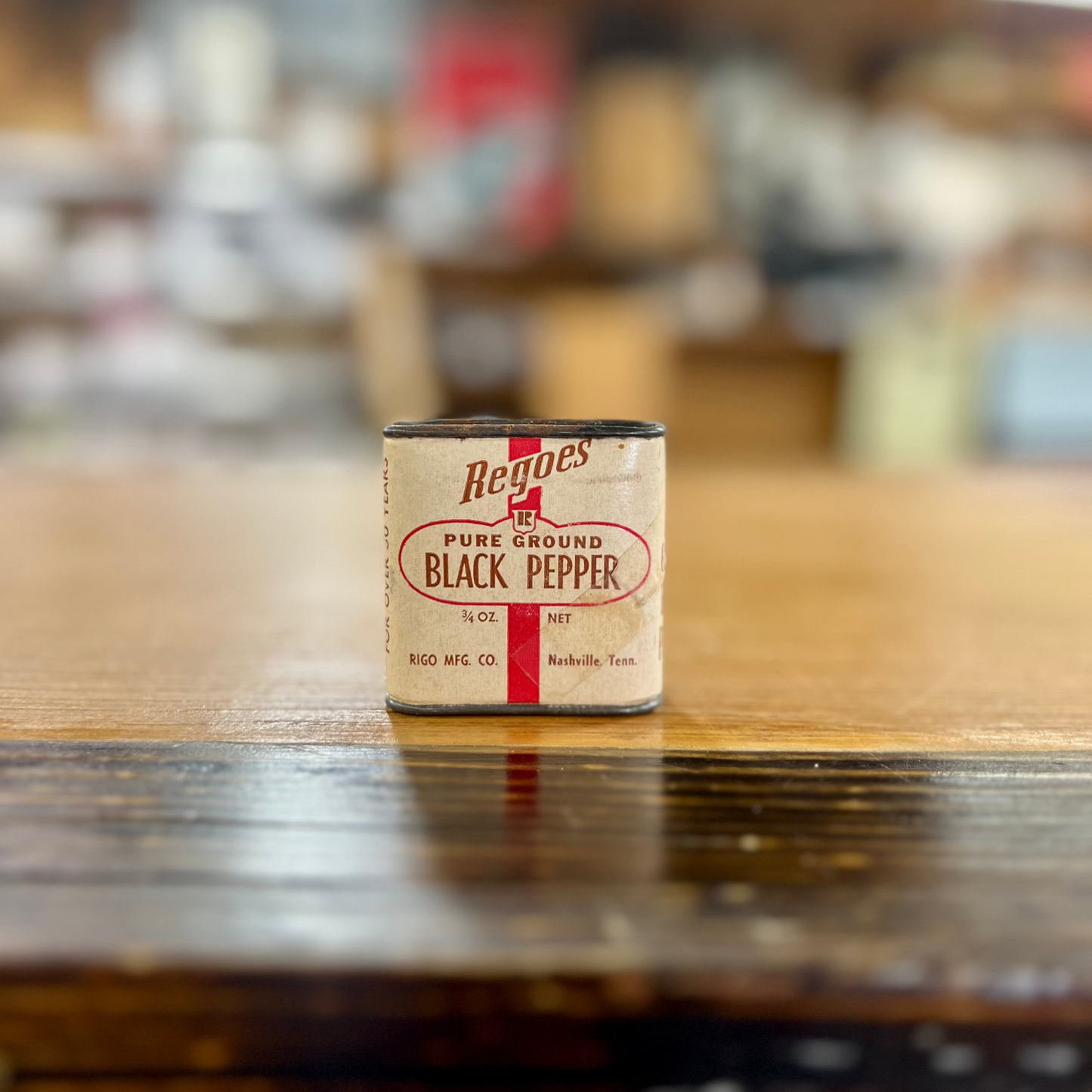 Vintage Regoes Black Pepper Tin Nashville TN