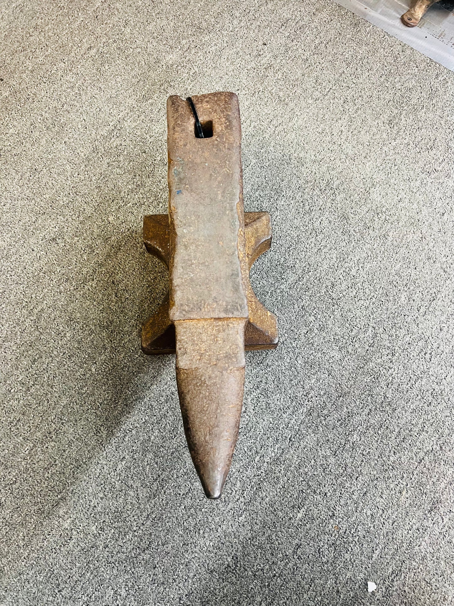 Antique II & BC Illinois Iron and Bolt Company #10 Early Vulcan Blacksmith Anvil