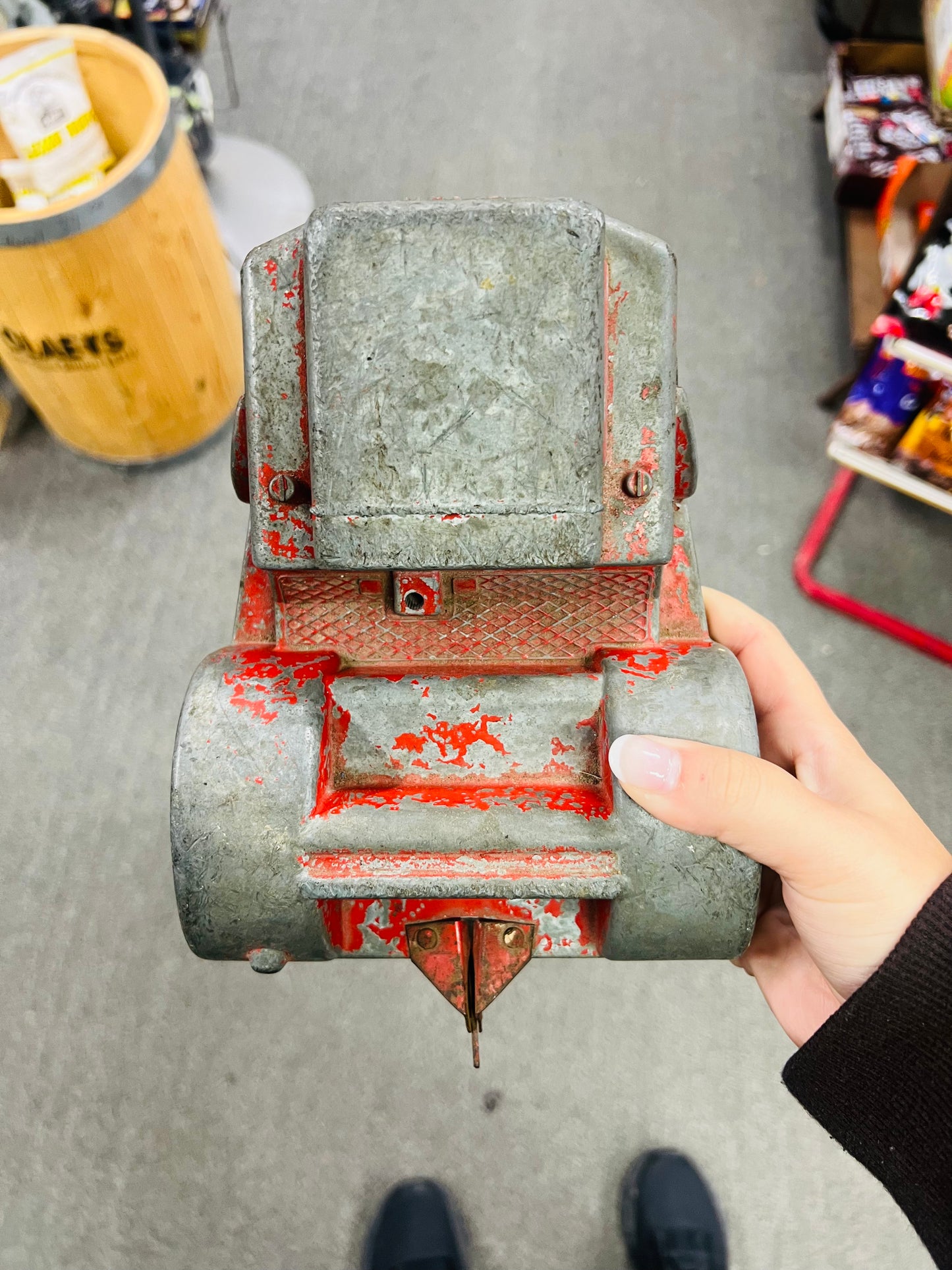 Vintage 1950's Clark Airport tug "Model Toys" Rossmoyne, Ohio USA The Charles Doepke MFG Co