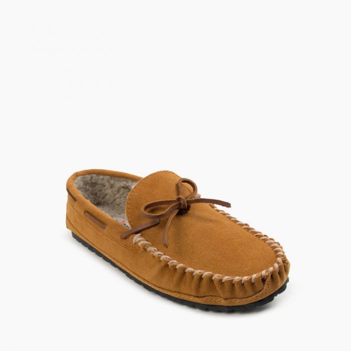 Minnetonka Men's Cinnamon Casey Shoe
