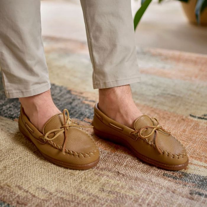 Minnetonka Men's Natural Moosehide Classic Shoe