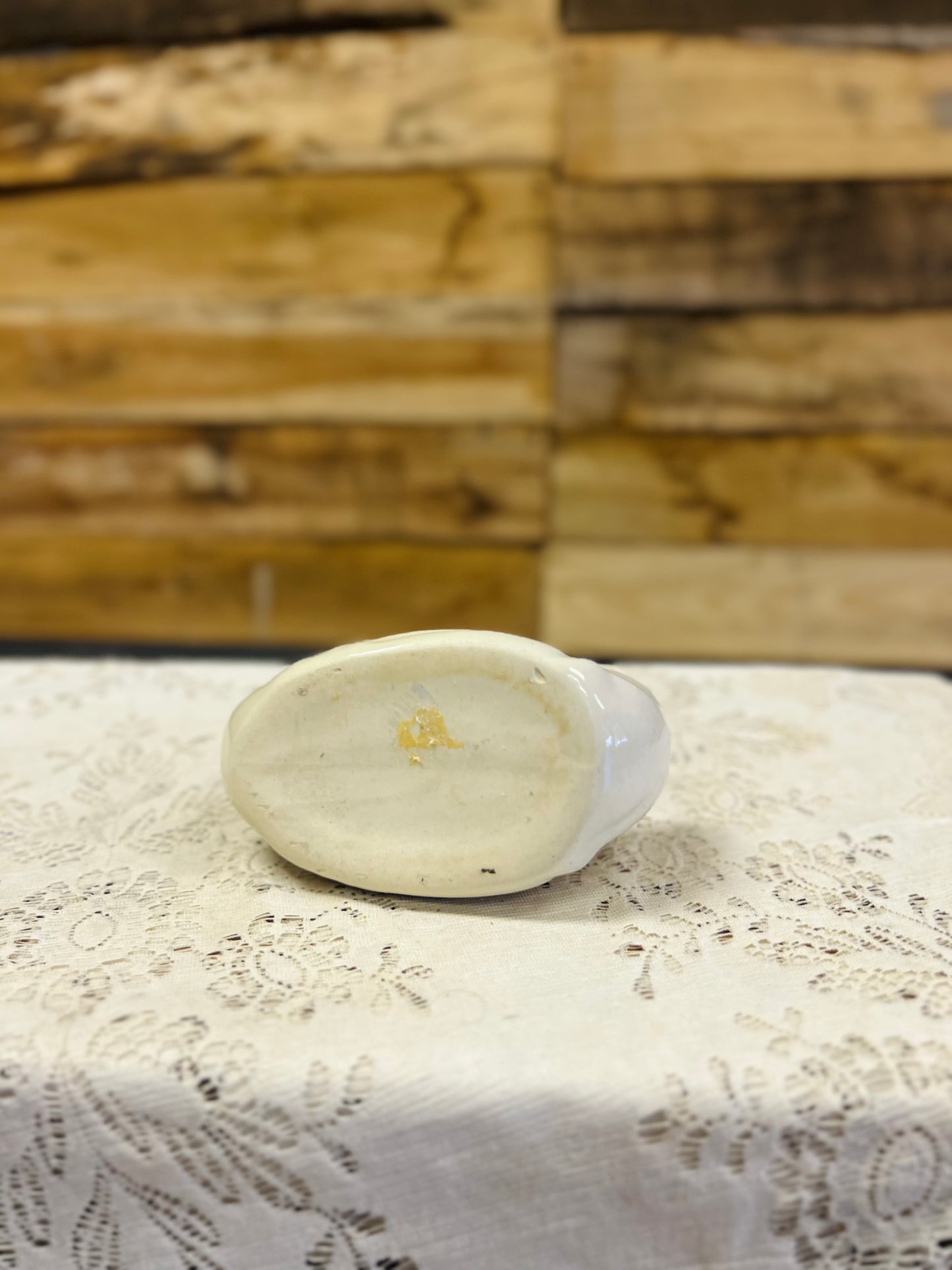 Vintage Swan Planter with Specks