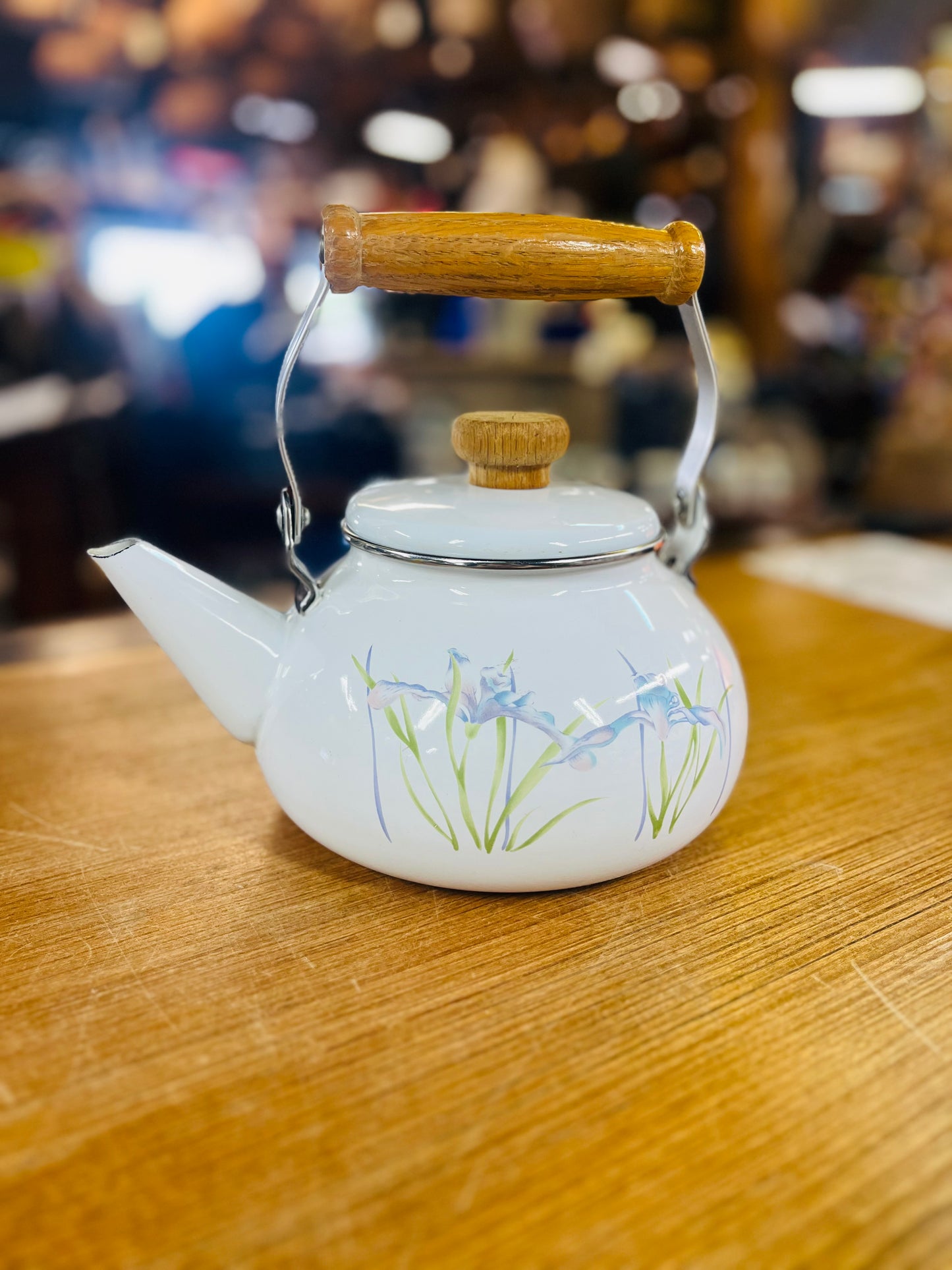 Vintage Lingoware White Enamel Teapot