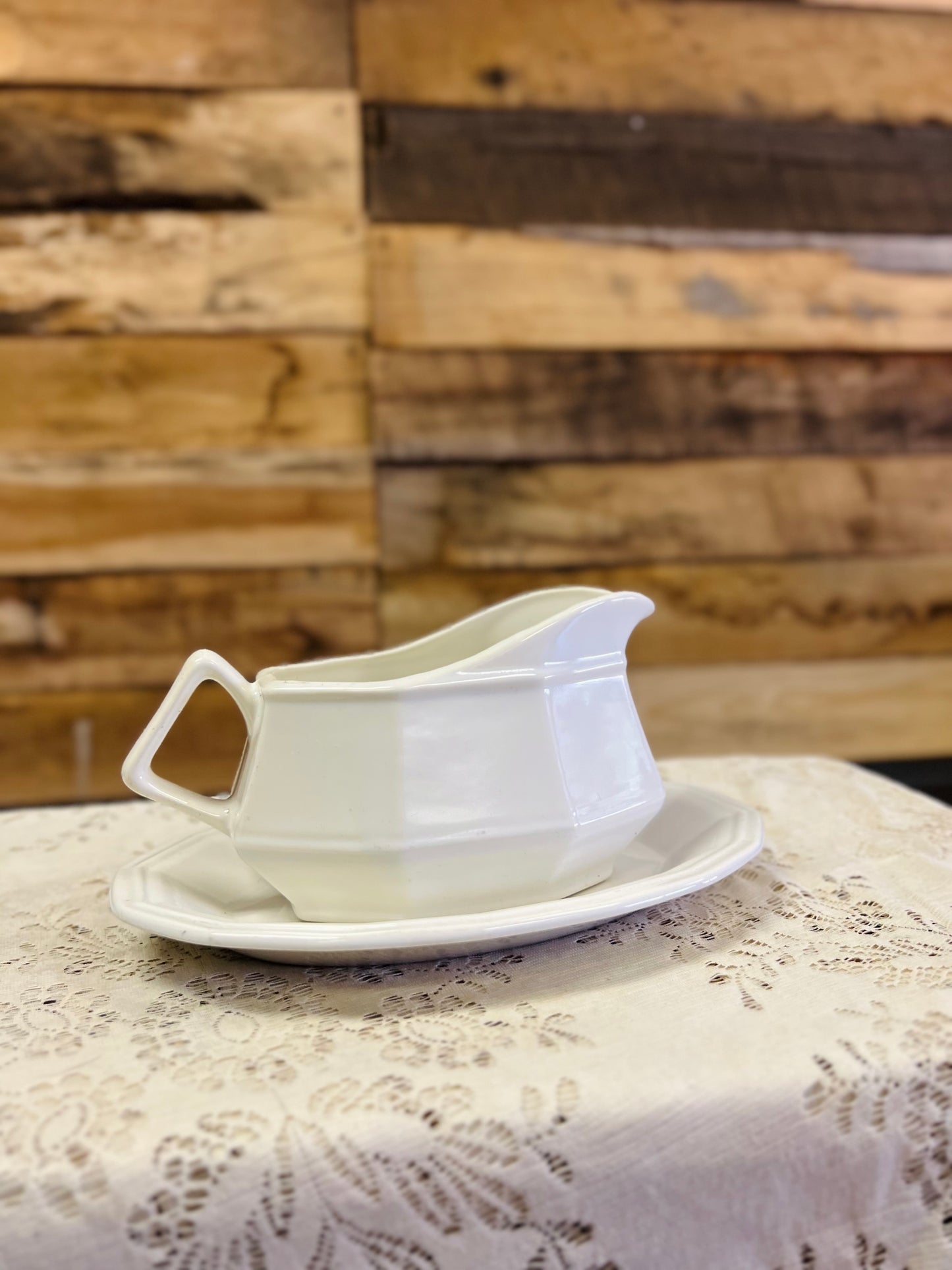 Vintage Homer Laughlin "Colonial White" Gravy Boat