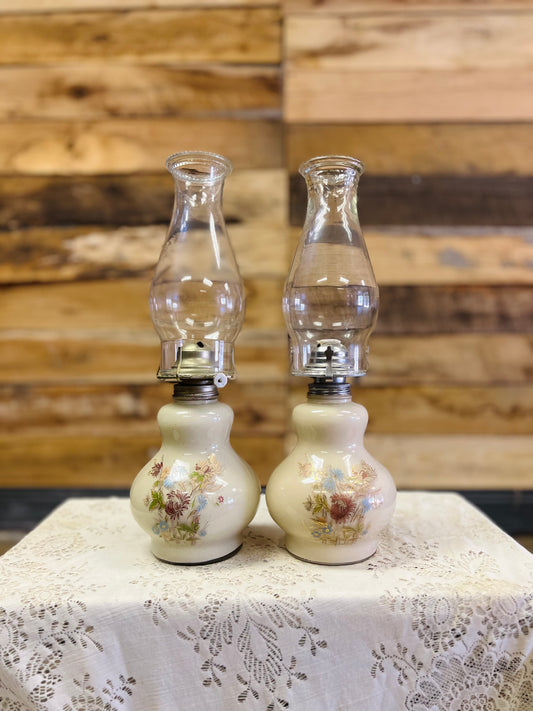 Vintage  Kaadan Lamplight Farms Oil Lamp with Colorful Flower Design