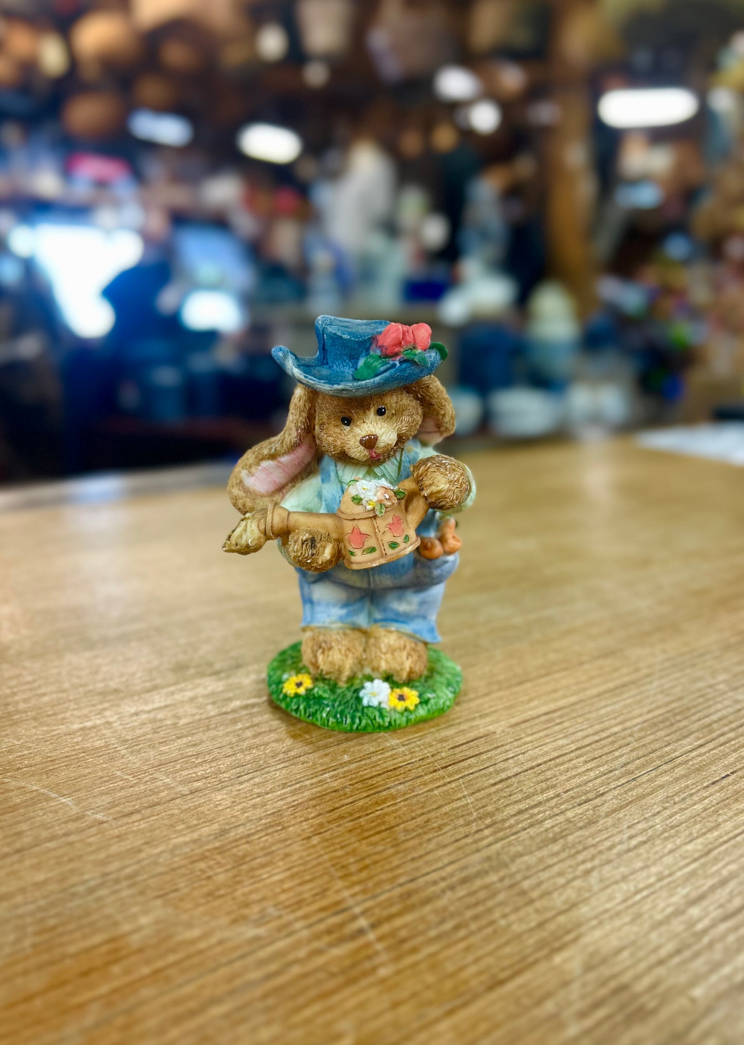 Vintage K's Collection Bunny Rabbit Gardening Resin Figurine