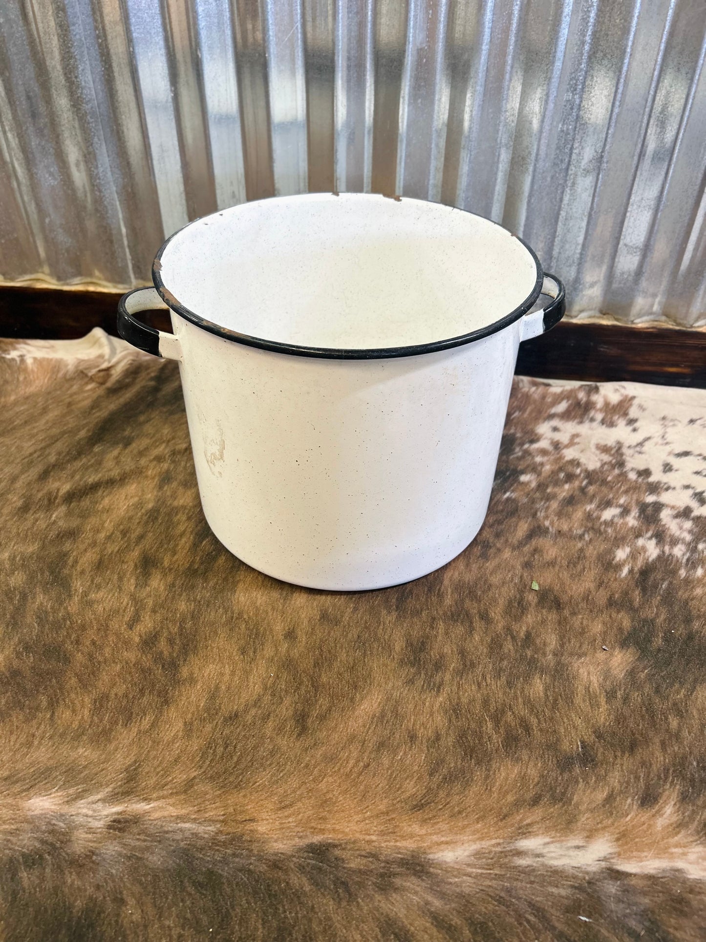 Vintage Speckled Enamel Pot