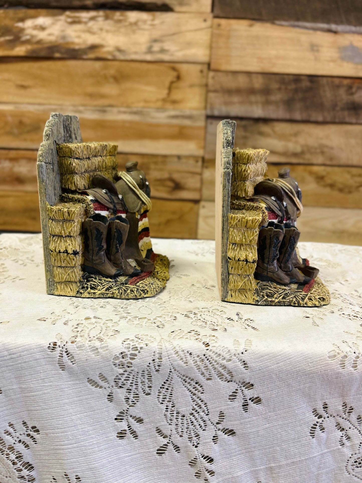 Vintage Figi Grapics Western Saddle Resin Bookends