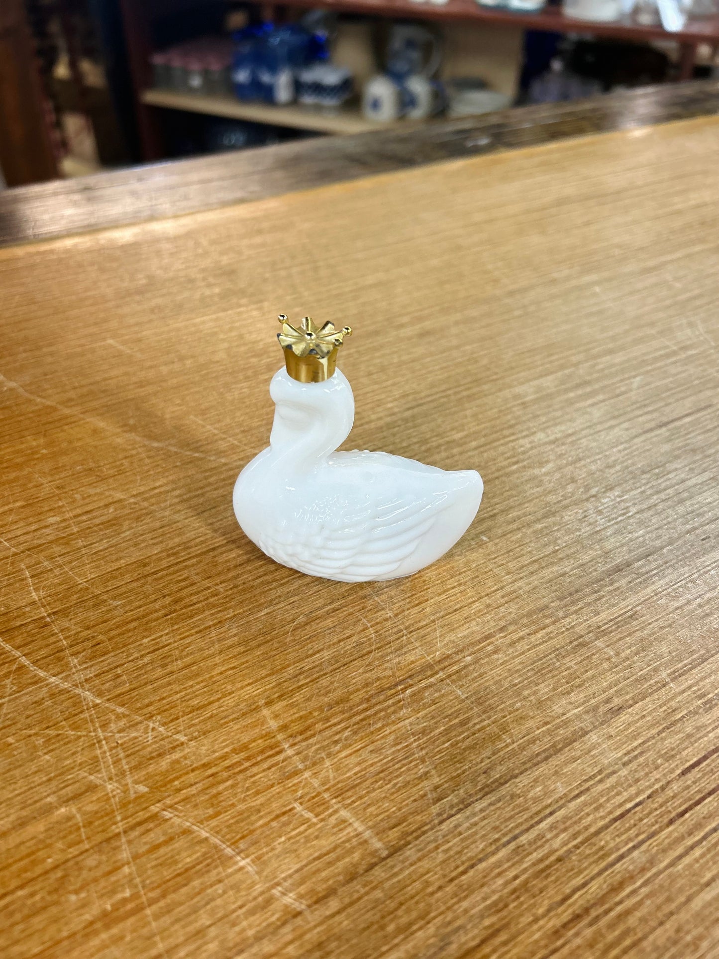 Vintage Avon Exclusive Cologne Swan with Crown