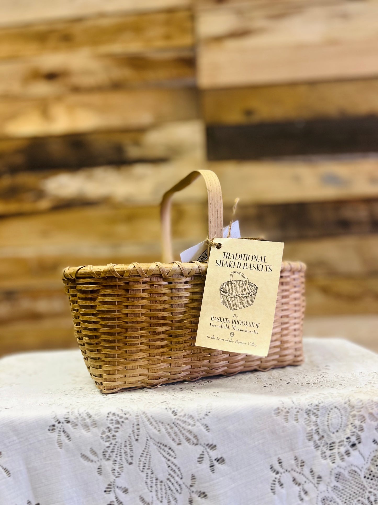 Vintage Basket Shaker