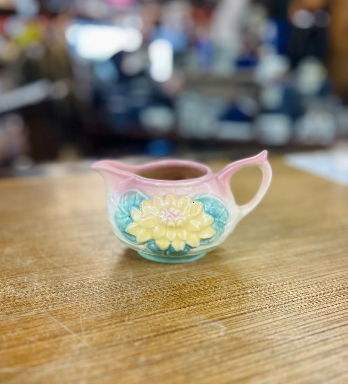 Vintage Hull Art Pottery Water Lily Ceamer