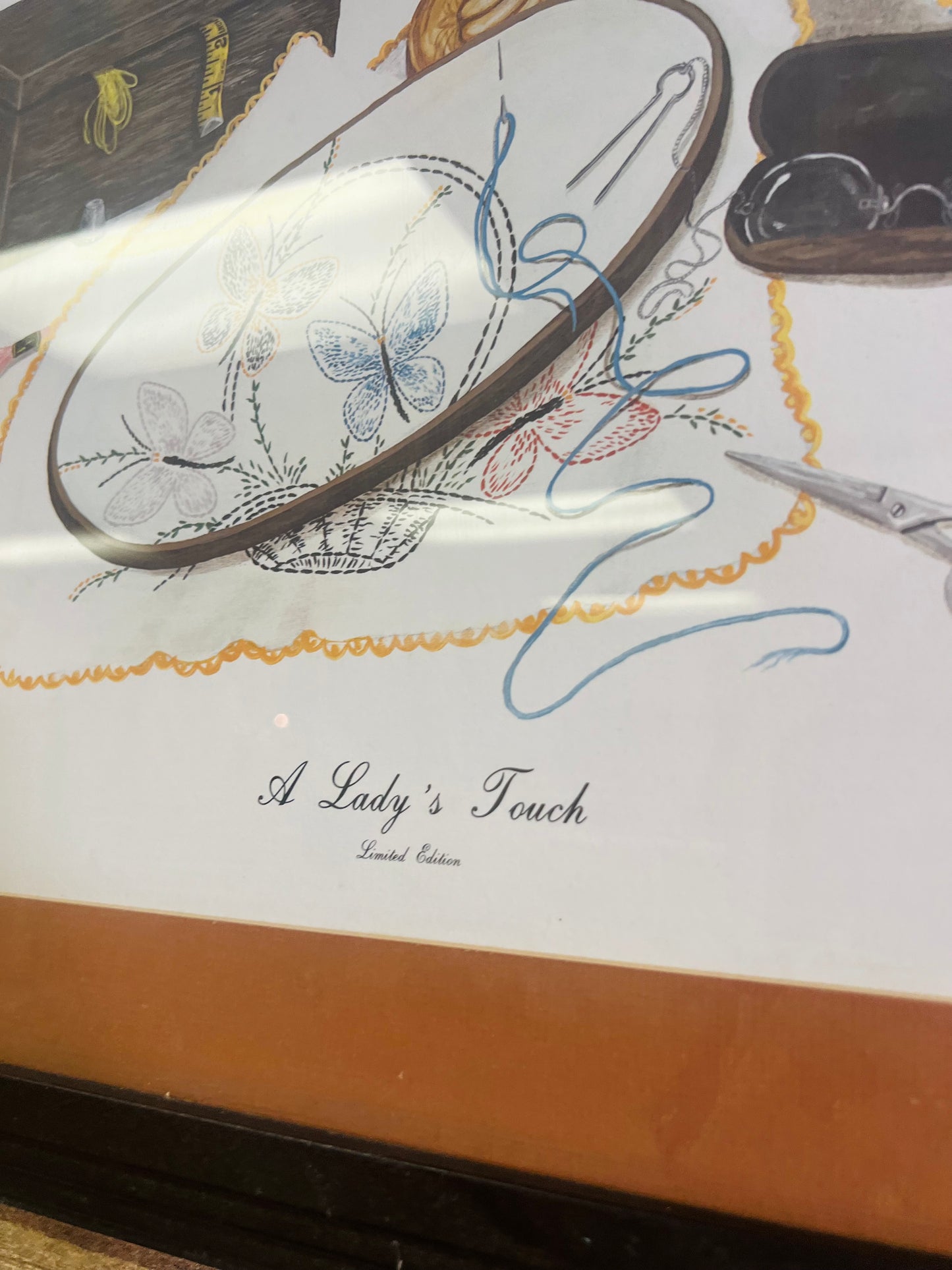 Vintage ''A Lady's Touch'' Frame By a Kentucky Artist