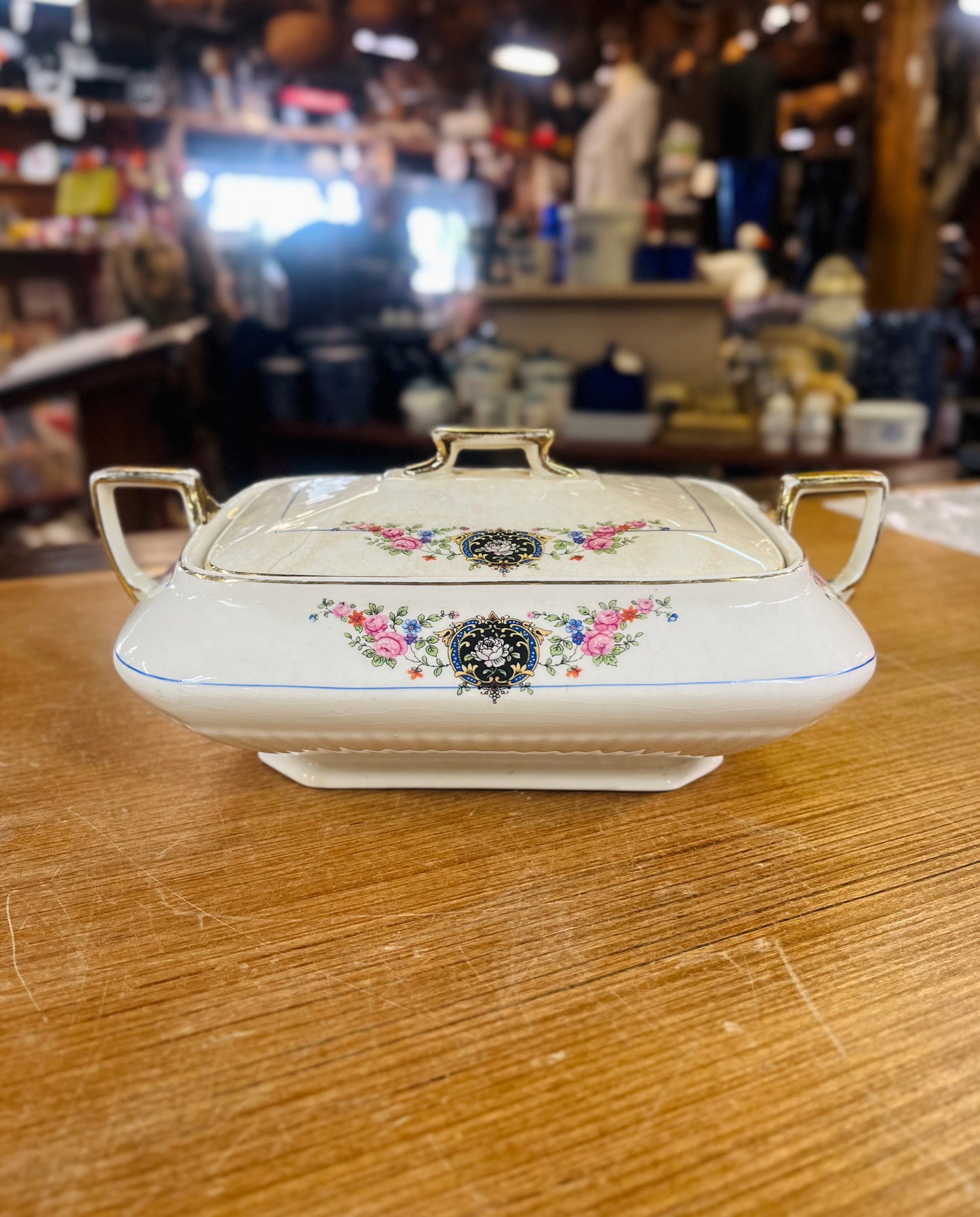 Vintage Majestic Chinaware Cover Dish