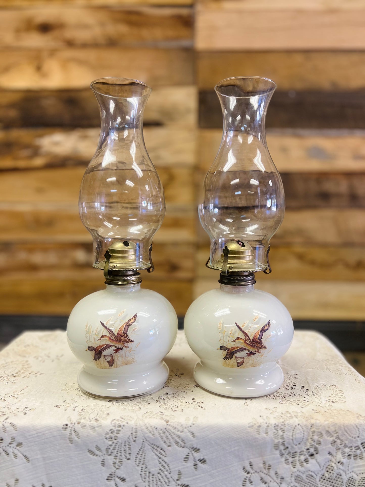 Vintage Lamp Light Farms Mallard Ducks Lamp