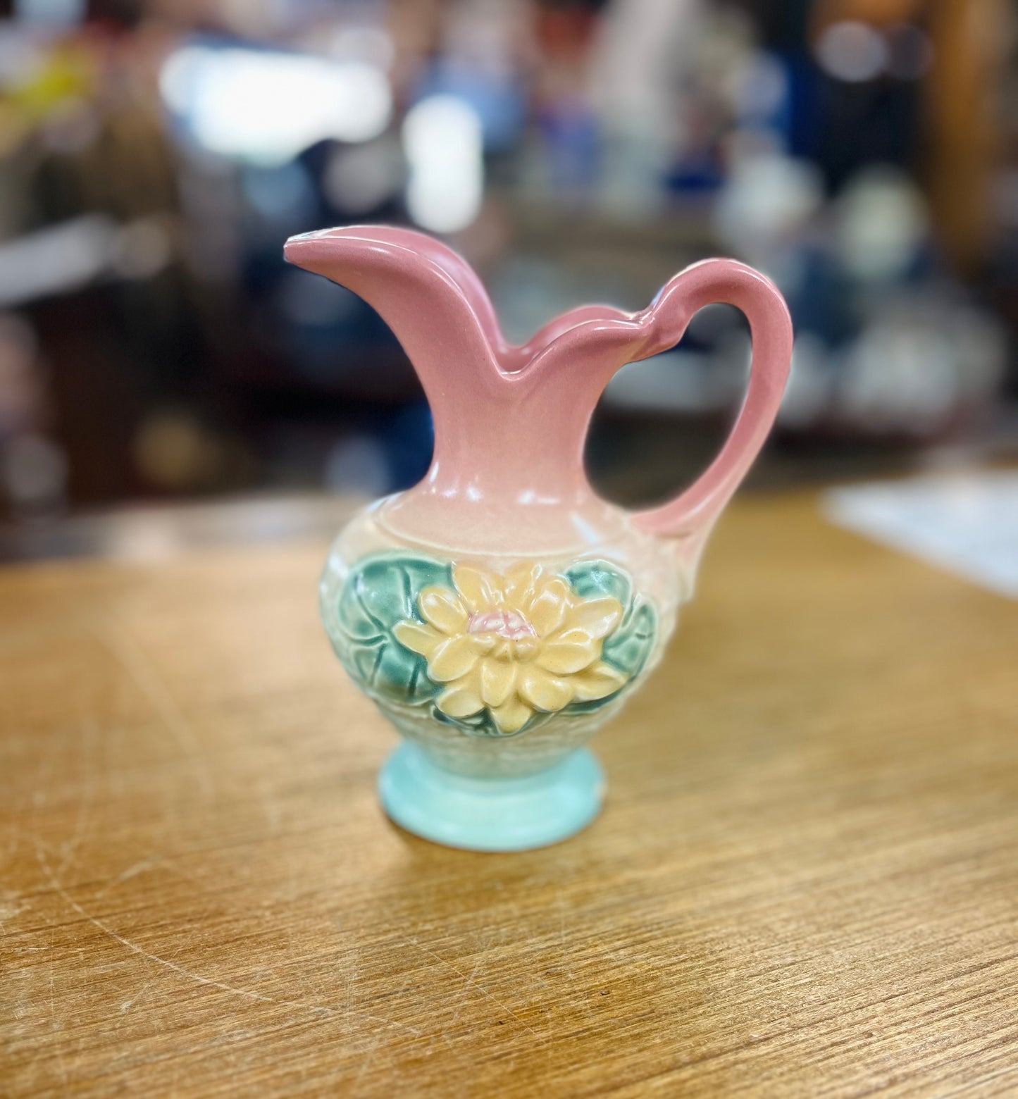 Vintage Hull Art Pottery Water Lily Vase