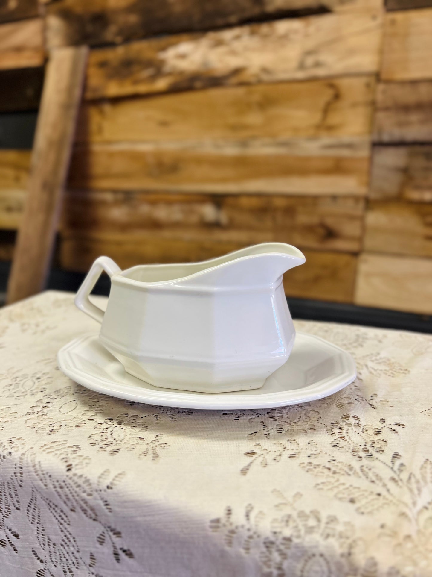 Vintage Homer Laughlin "Colonial White" Gravy Boat