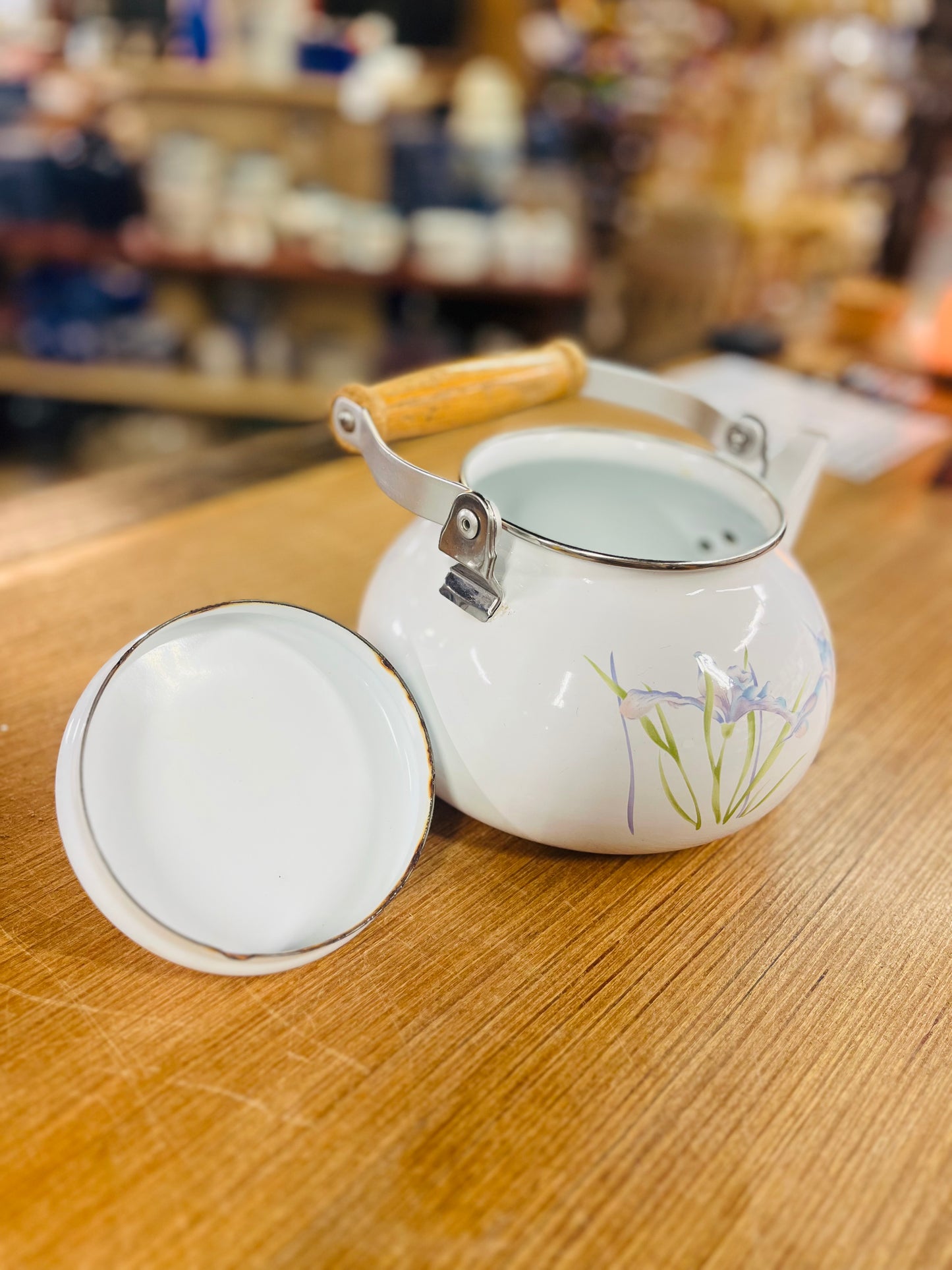 Vintage Lingoware White Enamel Teapot