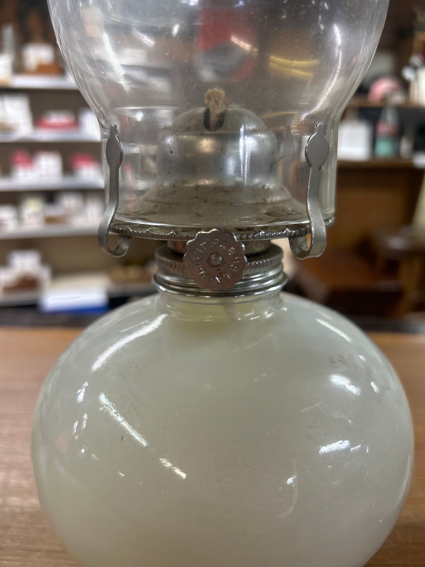 Vintage Lamplight Farms Oil Lamp "Victoria Rose" Design
