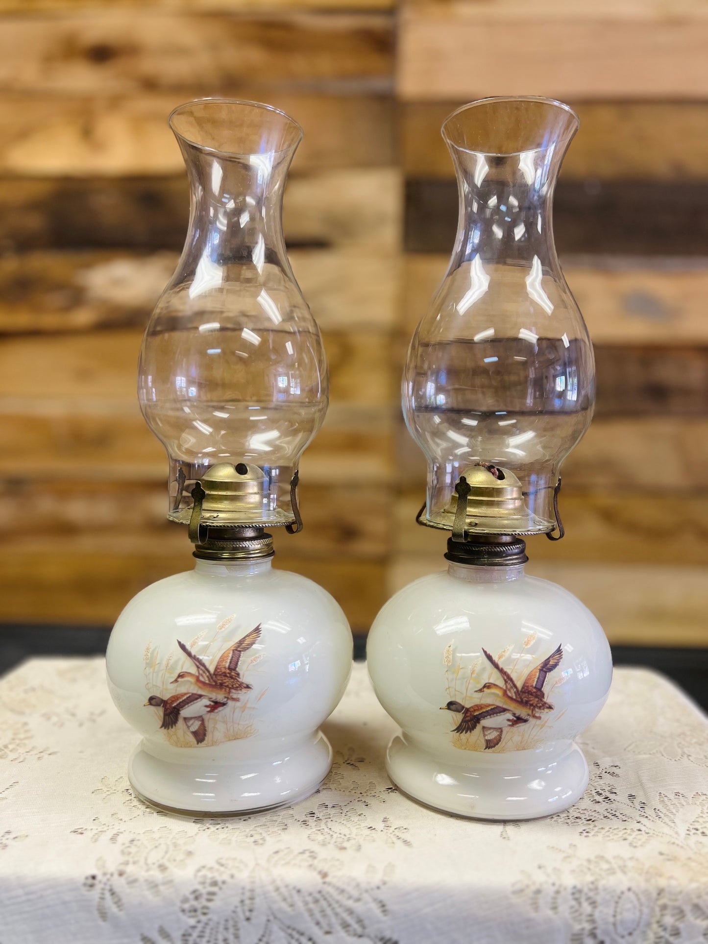 Vintage Lamp Light Farms Mallard Ducks Lamp