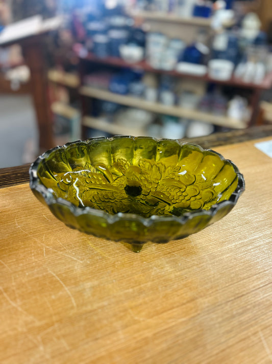 Vintage Green Indiana Glass Fruit Bowl